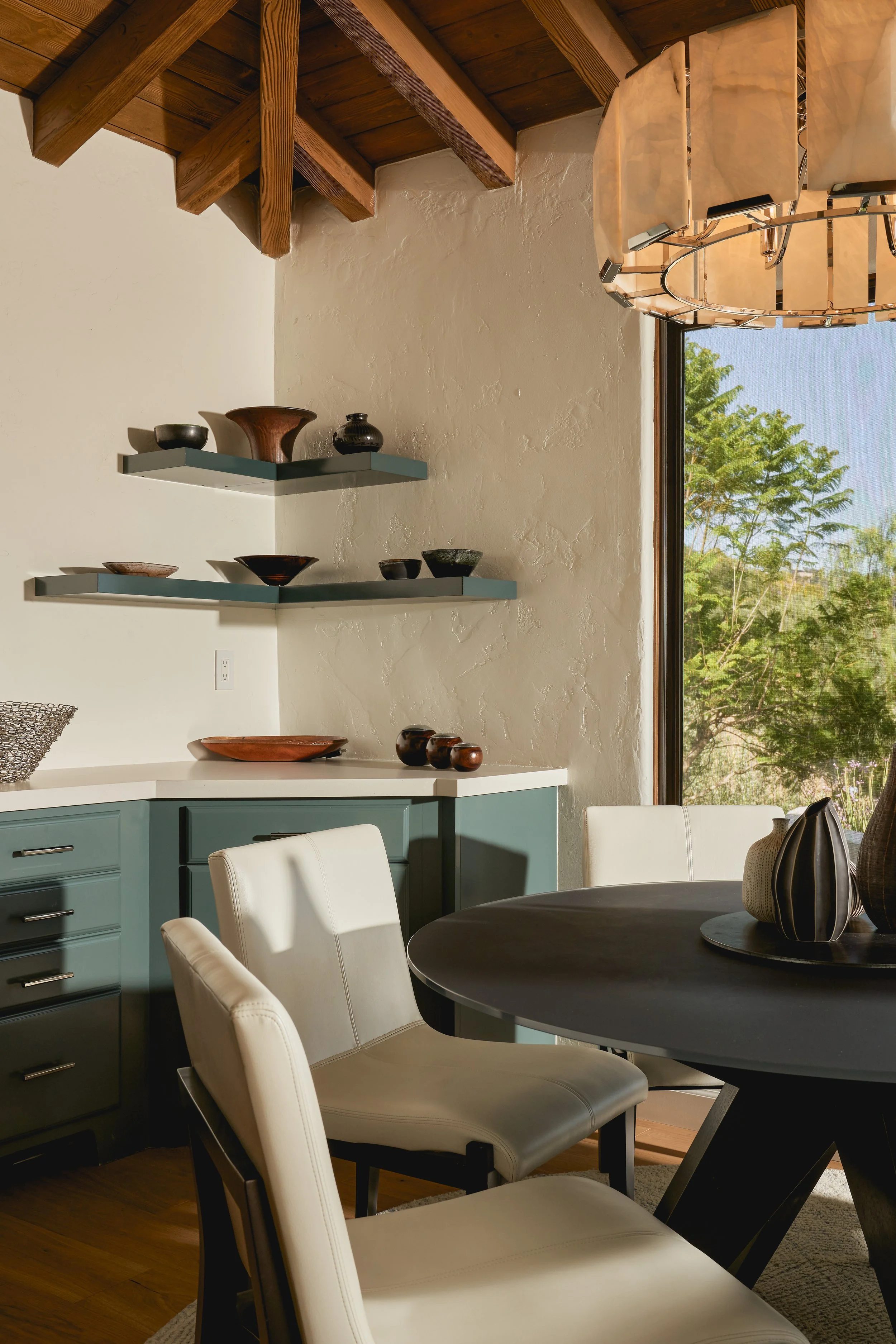 JG-1228MissionCanyon-interior-16.jpg