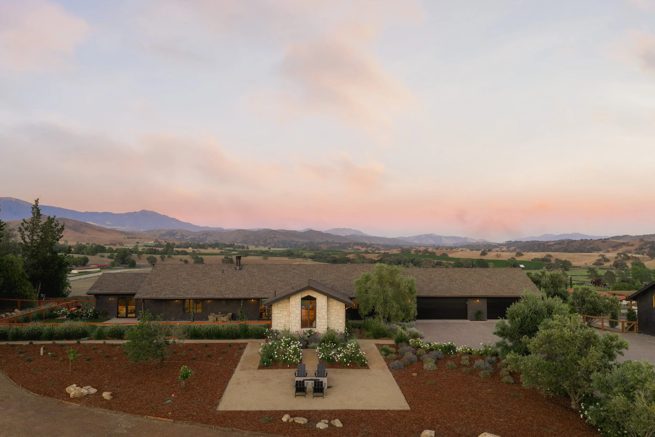 JG-5501Baseline-exterior-53.jpg