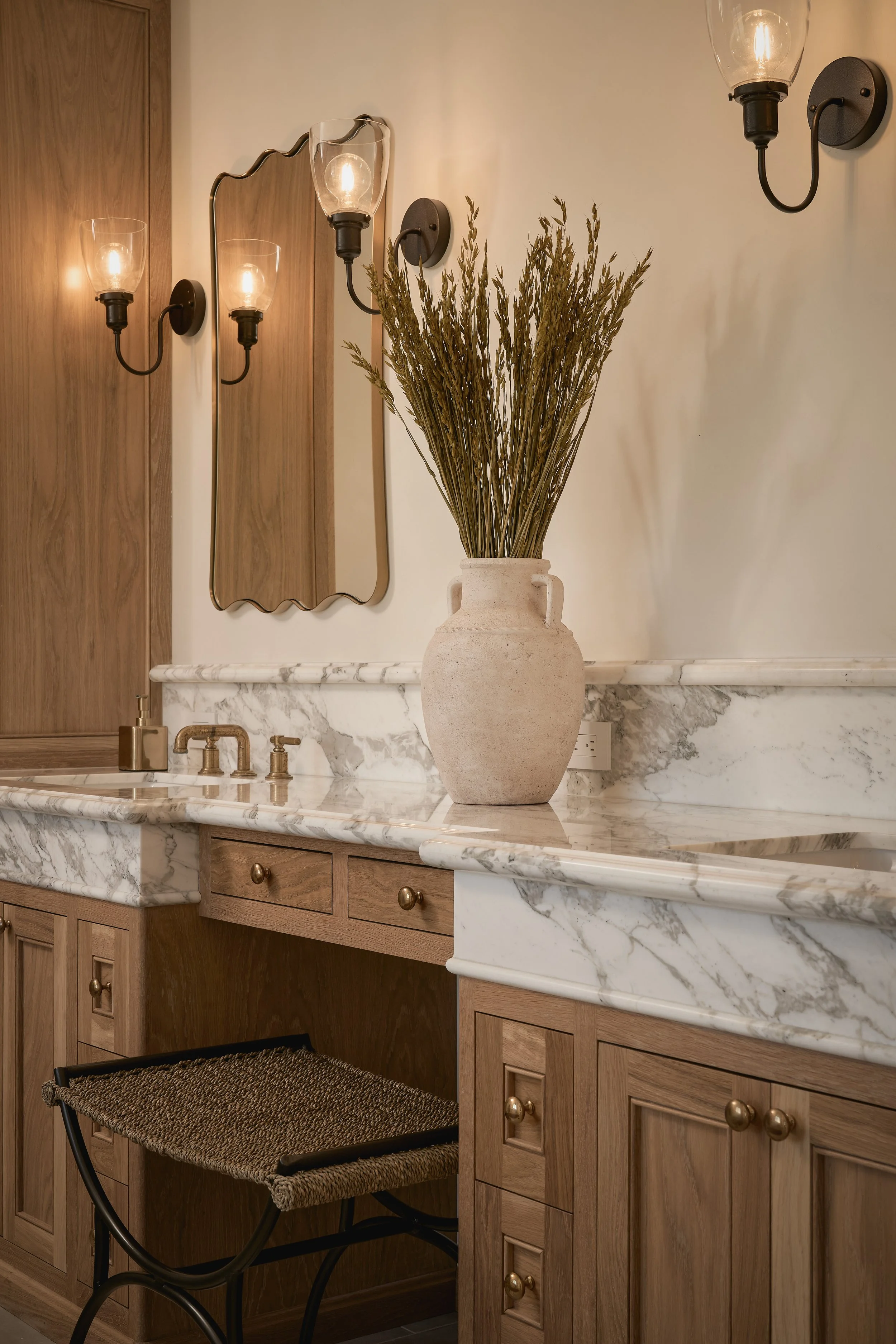 JG-5501Baseline-interior-57.jpg