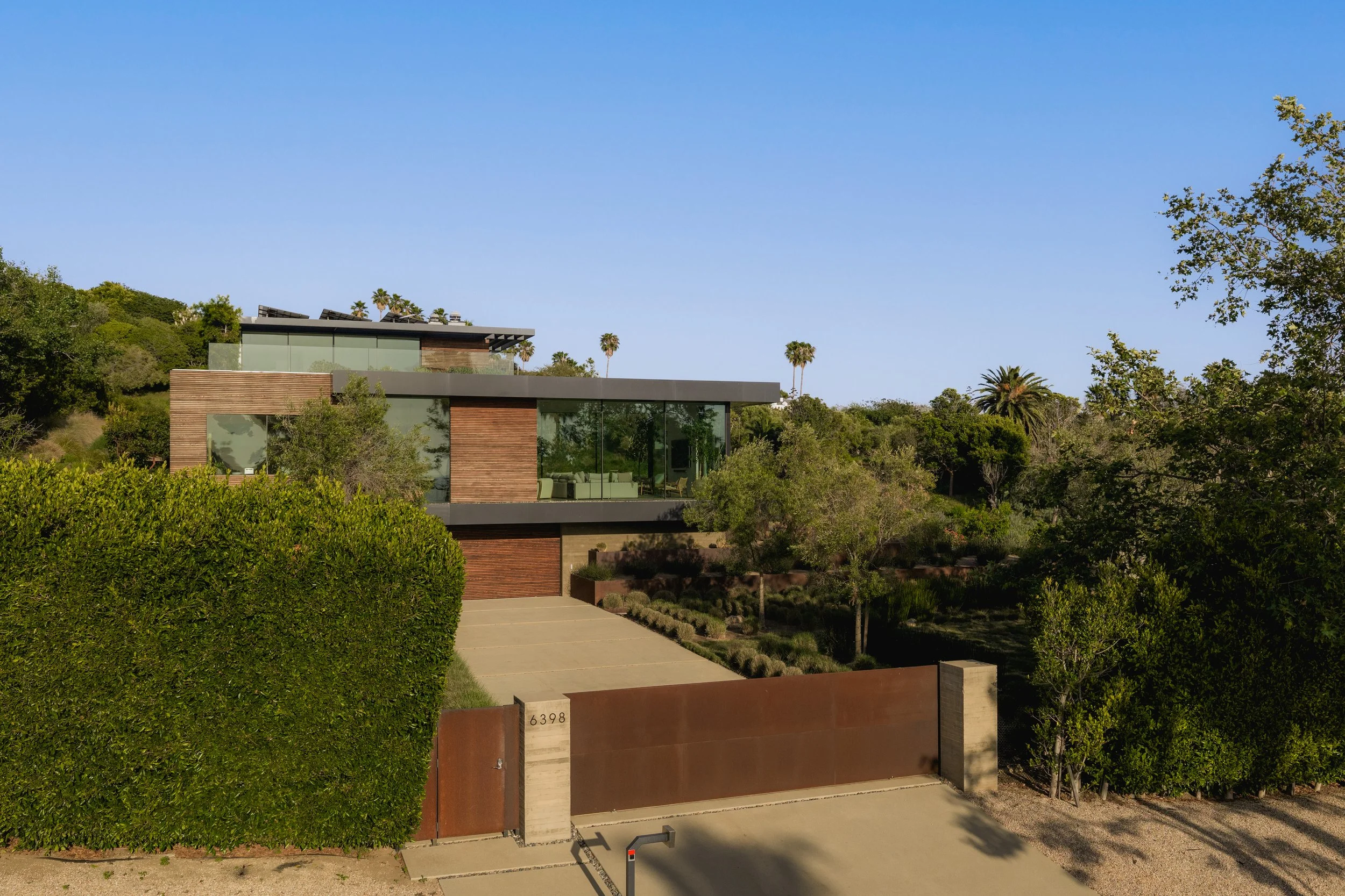JG-6398SeaStar-exterior-30.jpg