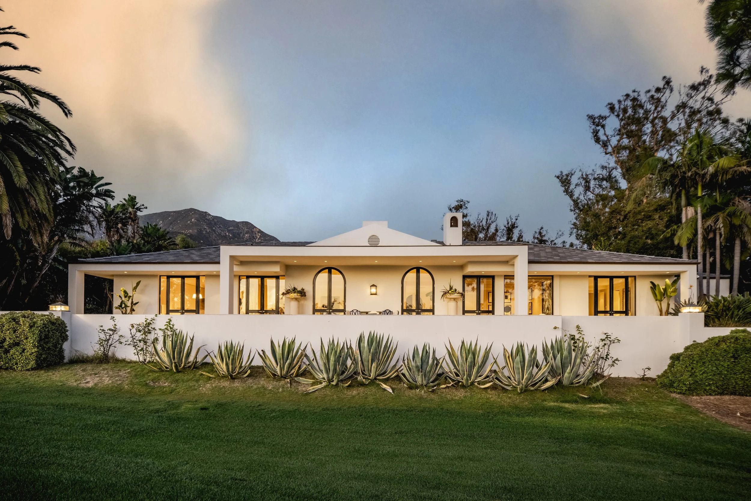 JG-2025BirnamWoodDrive-exterior-39.jpg