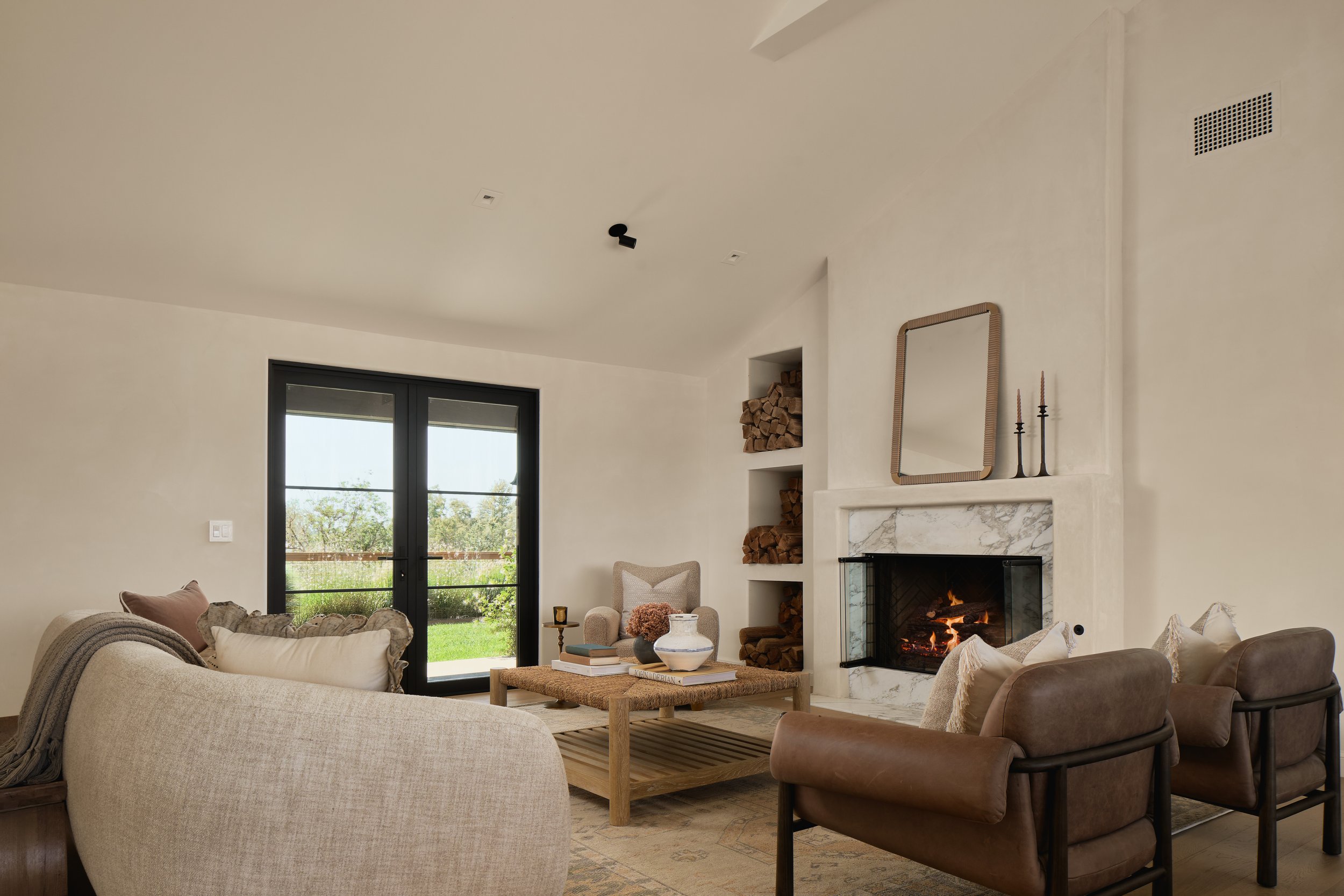 JG-5501Baseline-interior-7.jpg