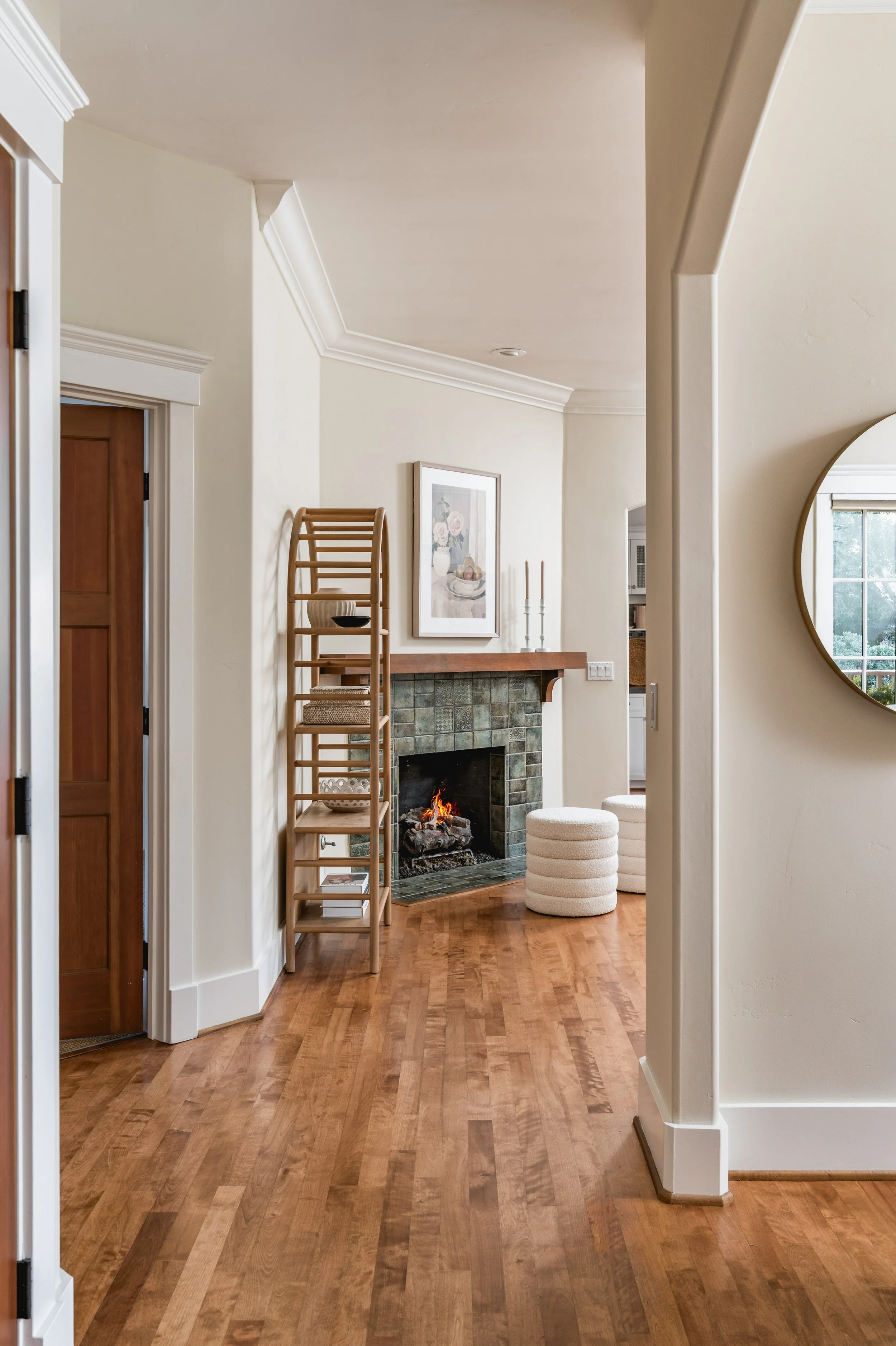 JG-1436Laguna-interior-5.jpg