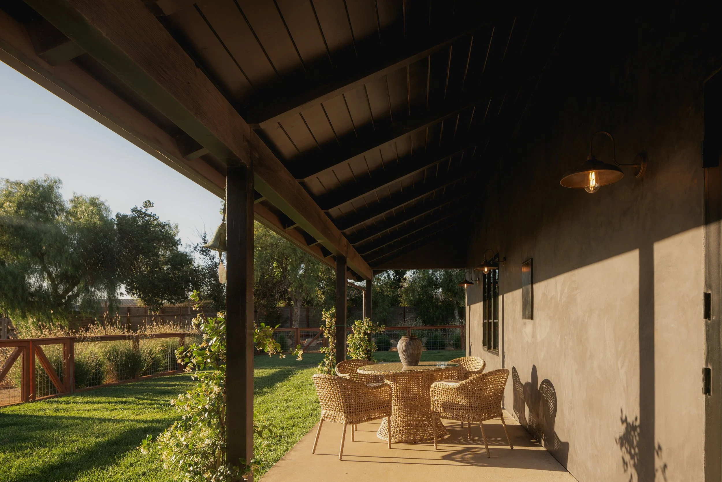 JG-5501Baseline-exterior-6.jpg