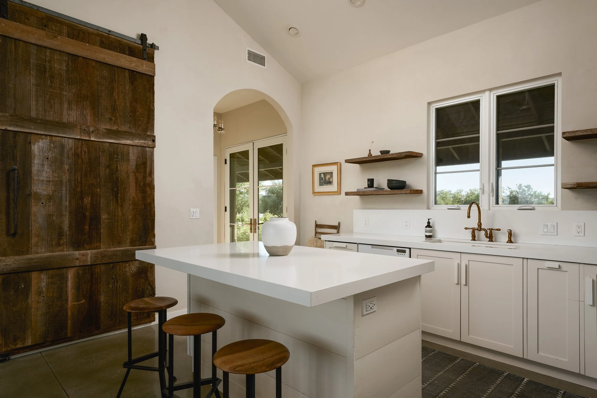 JG-5501Baseline-interior-65.jpg