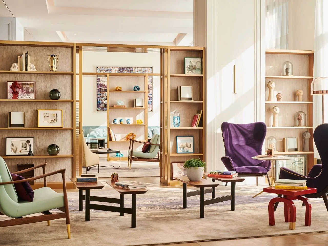 PRGAZ-P0168-Lounges-Seating-Bookcase.4x3.adapt.1280.960.jpg