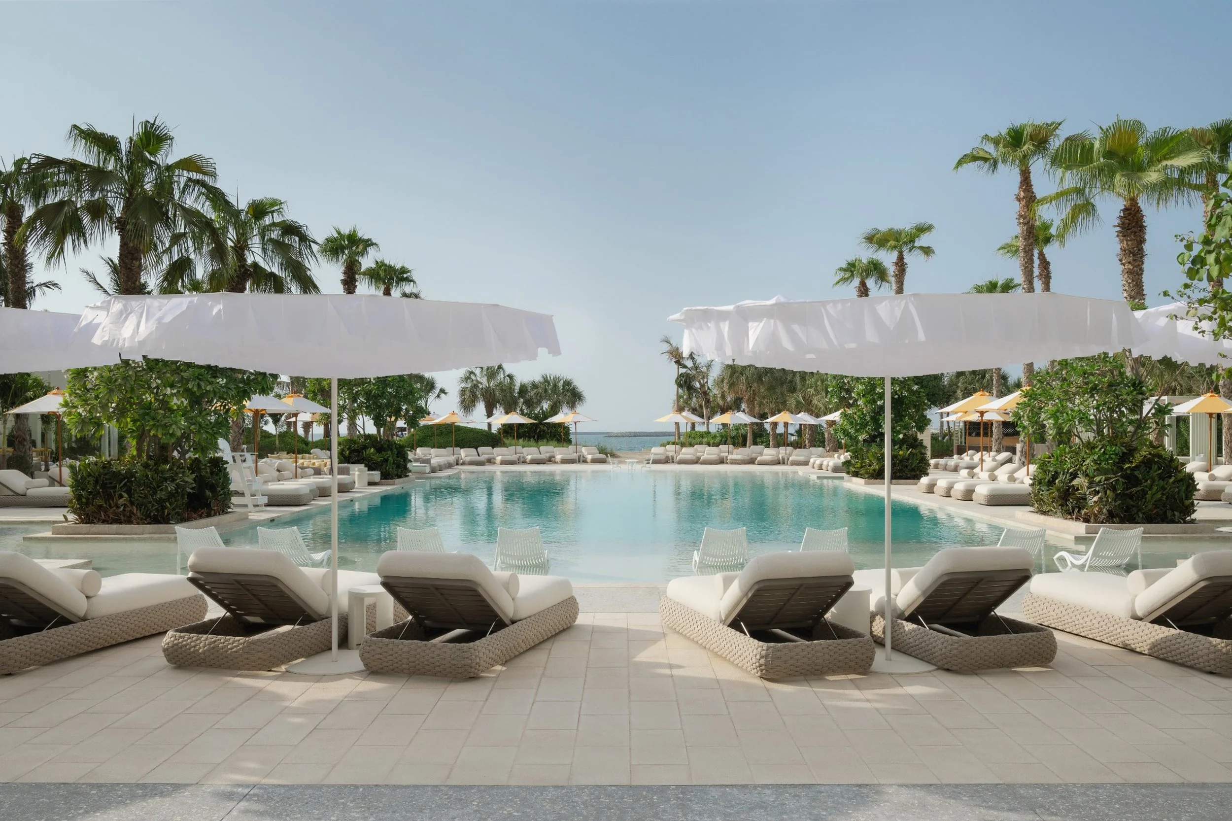 DelanoDubai_NateleeCocks_Delano_Pool_Beach_resized.JPG