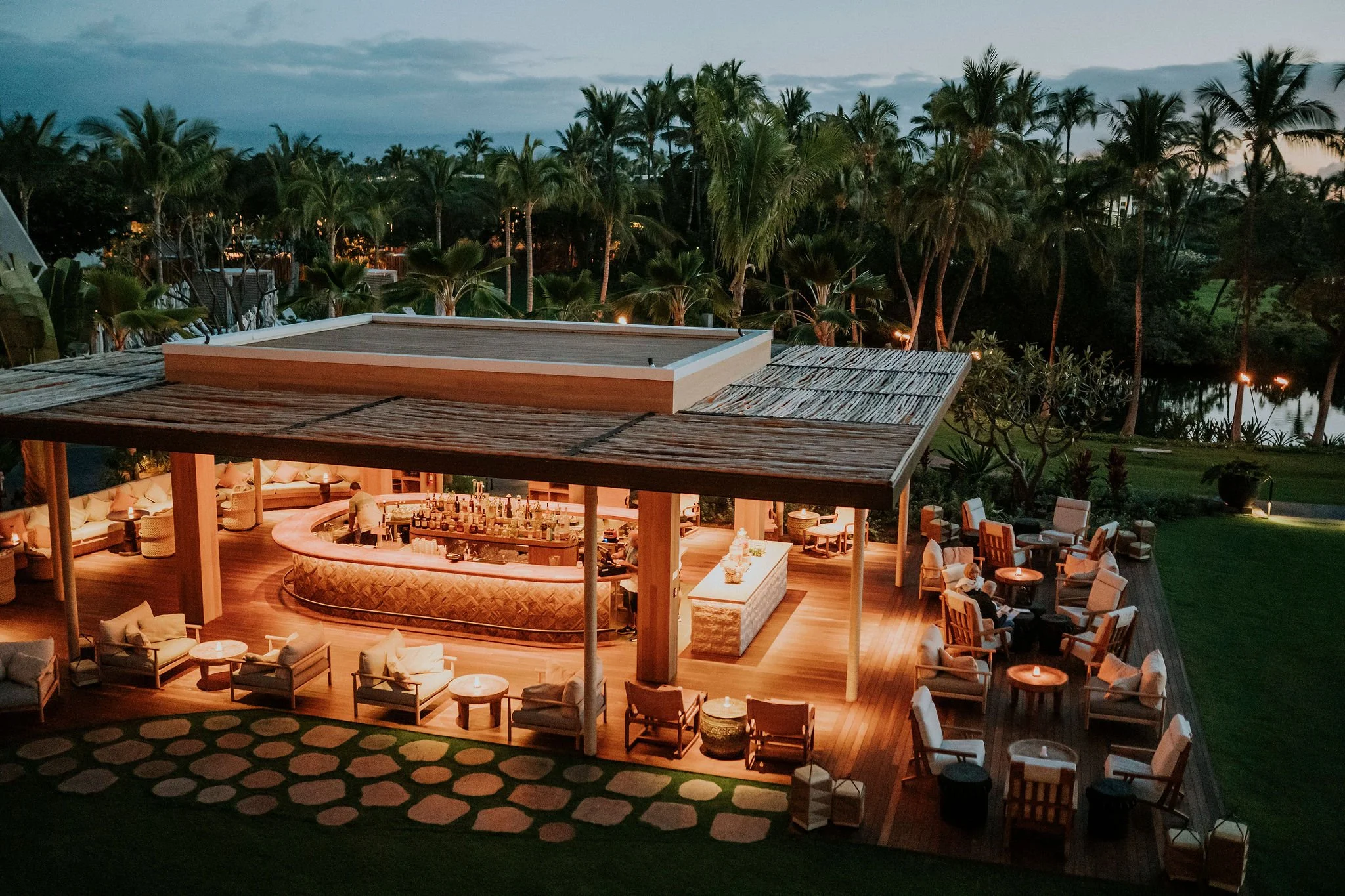 MNL_Dine_Ha-Bar_Exterior_2020_001.JPG