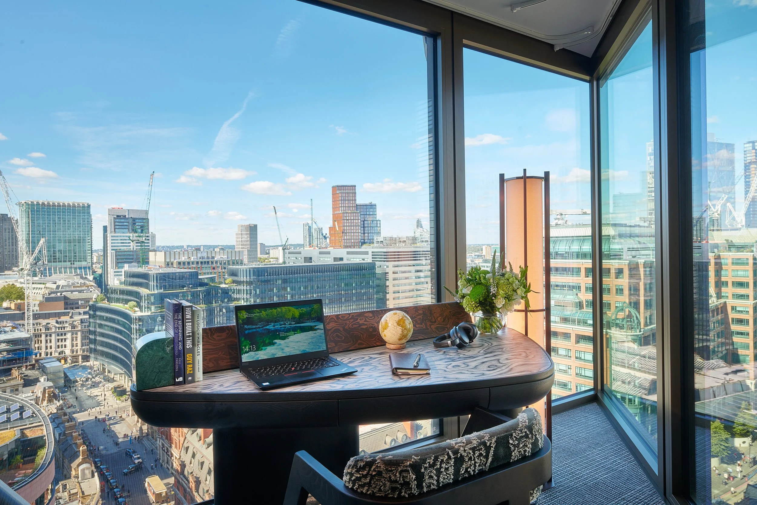 Devonshire Suite 3.jpg