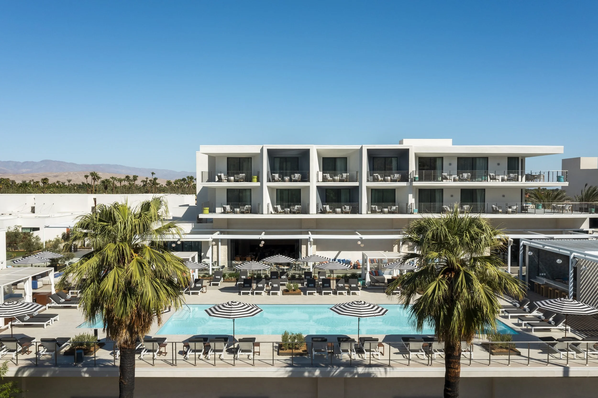 PSPAZ-P0065-Palm-Tree-Resort-And-Pool-View.jpg