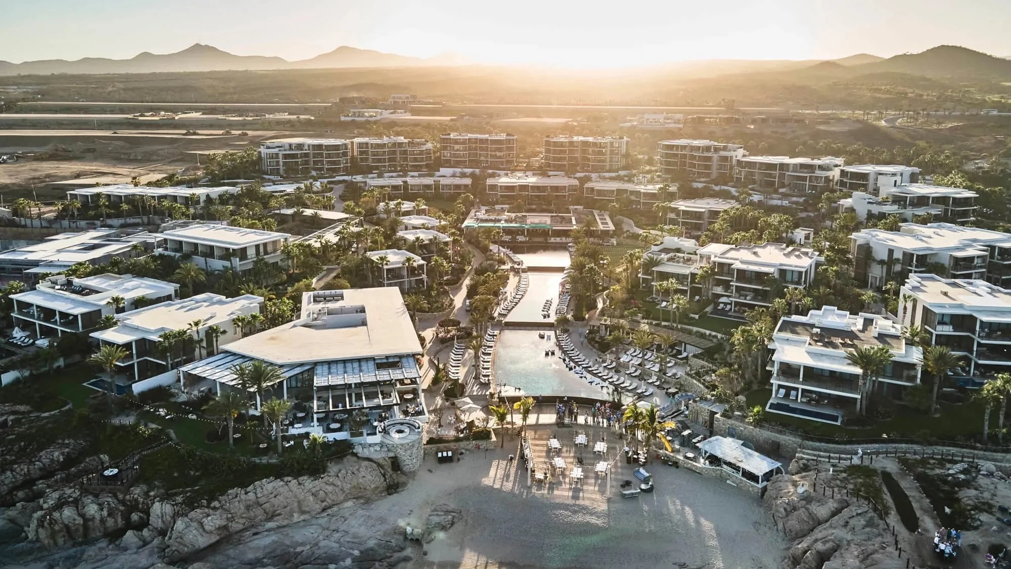 cbr-gal-resort-11.23-horizon-land.jpeg