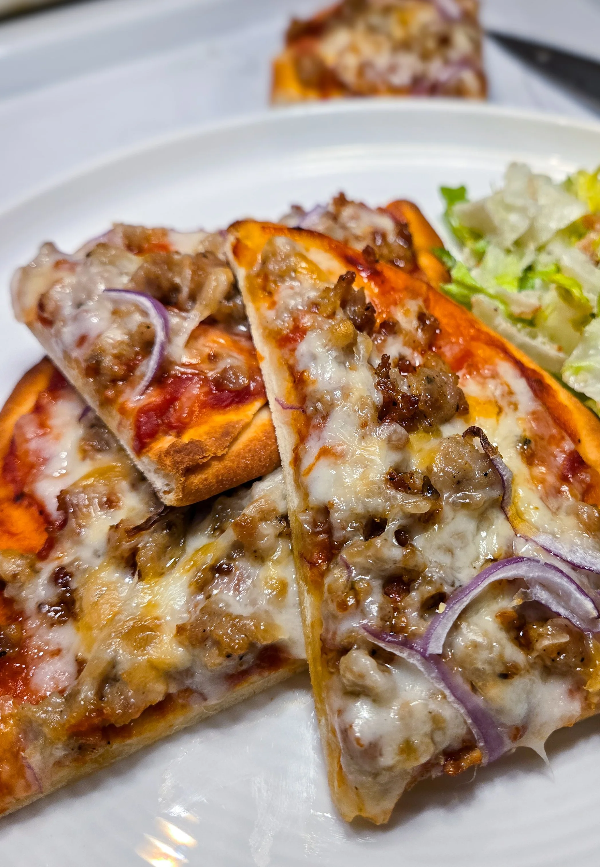 Naan Pizza &amp; Lazy Caesar