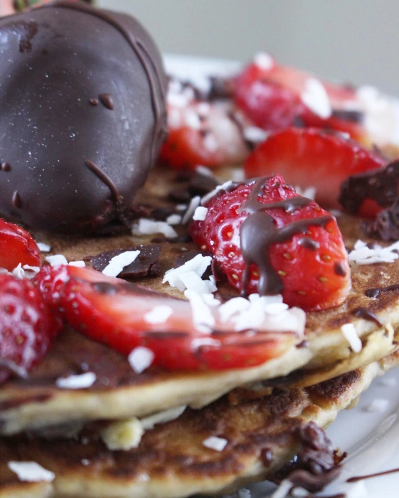 strawberry pancakes 3.jpg