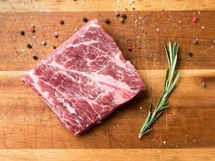 Flat_Iron_Steak.jpg