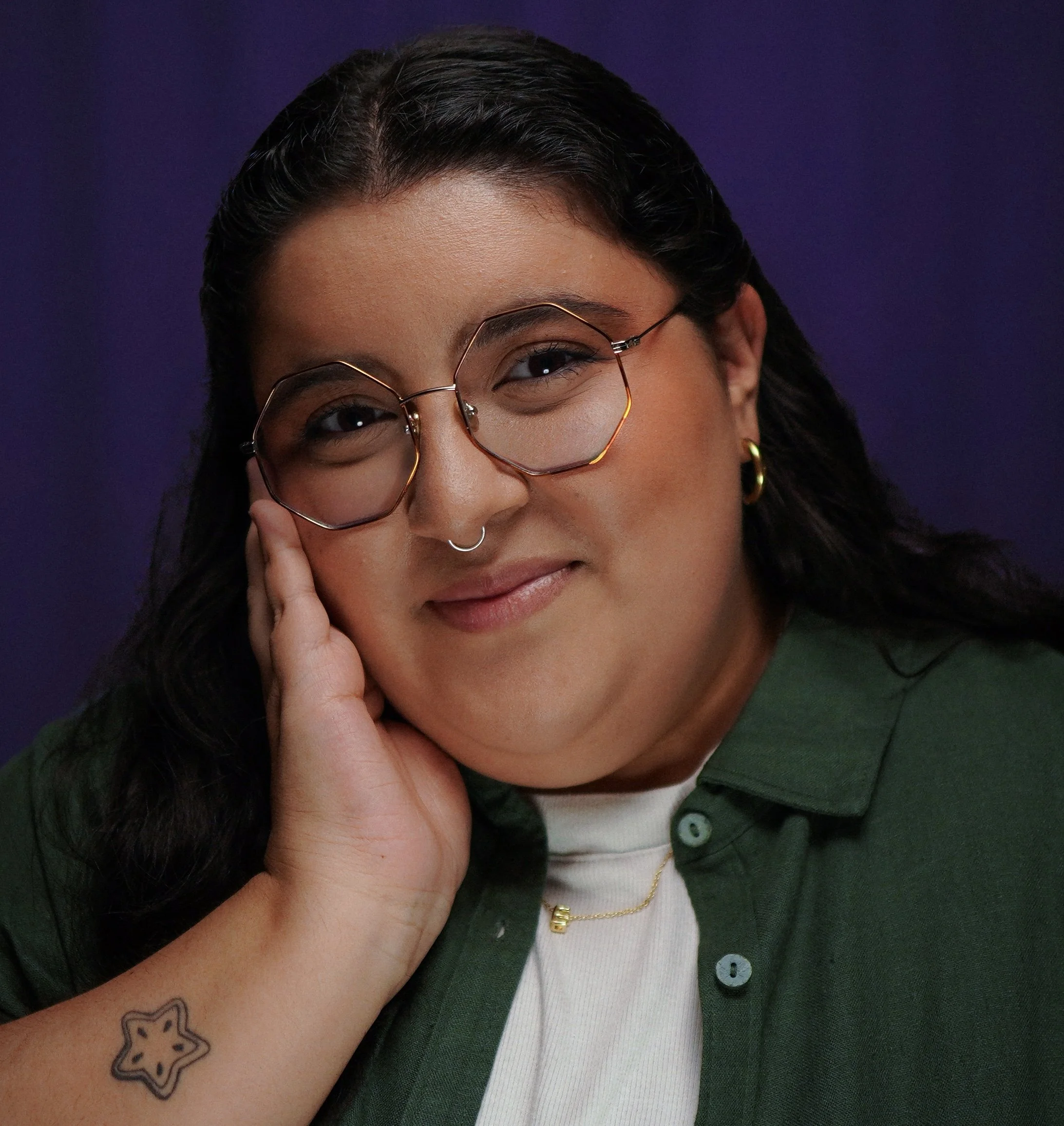 headshot of estallamstone