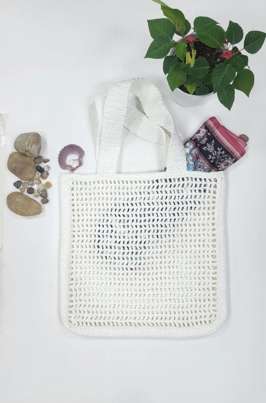Raphia Tote White.jpeg