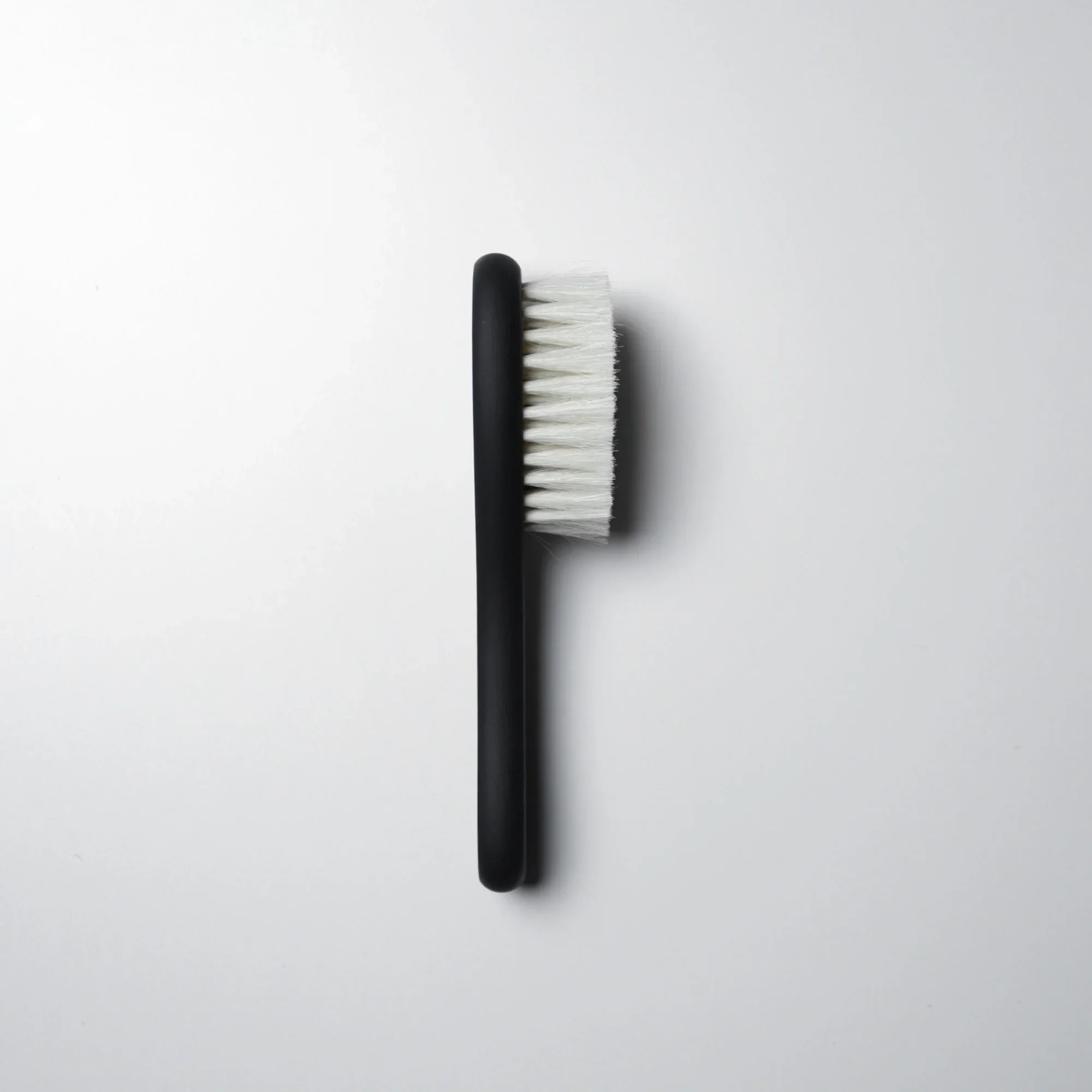 L3vel 3 Bristle Brush
