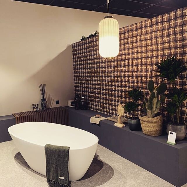 Le jour J est arriv&eacute; ! Nous sommes ravis de pouvoir vous accueillir au Showroom o&ugrave; vous retrouvez des ambiances Bain - Cuisine - S&eacute;jour. On vous attend. &Agrave; tr&egrave;s vite ! #open #deco #design #decoaddict #love #bathroom 