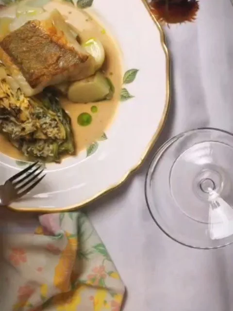 A little more BTS for you guys 👀 we've been recipe testing our Summer Private Dining Menu 🌞 more on that to come soon, keep your peepers peeled! ✨
The perfect non-alcoholic accompaniment in @drinkhotdrop cocktails 🍹 absolutely packed with flavour 