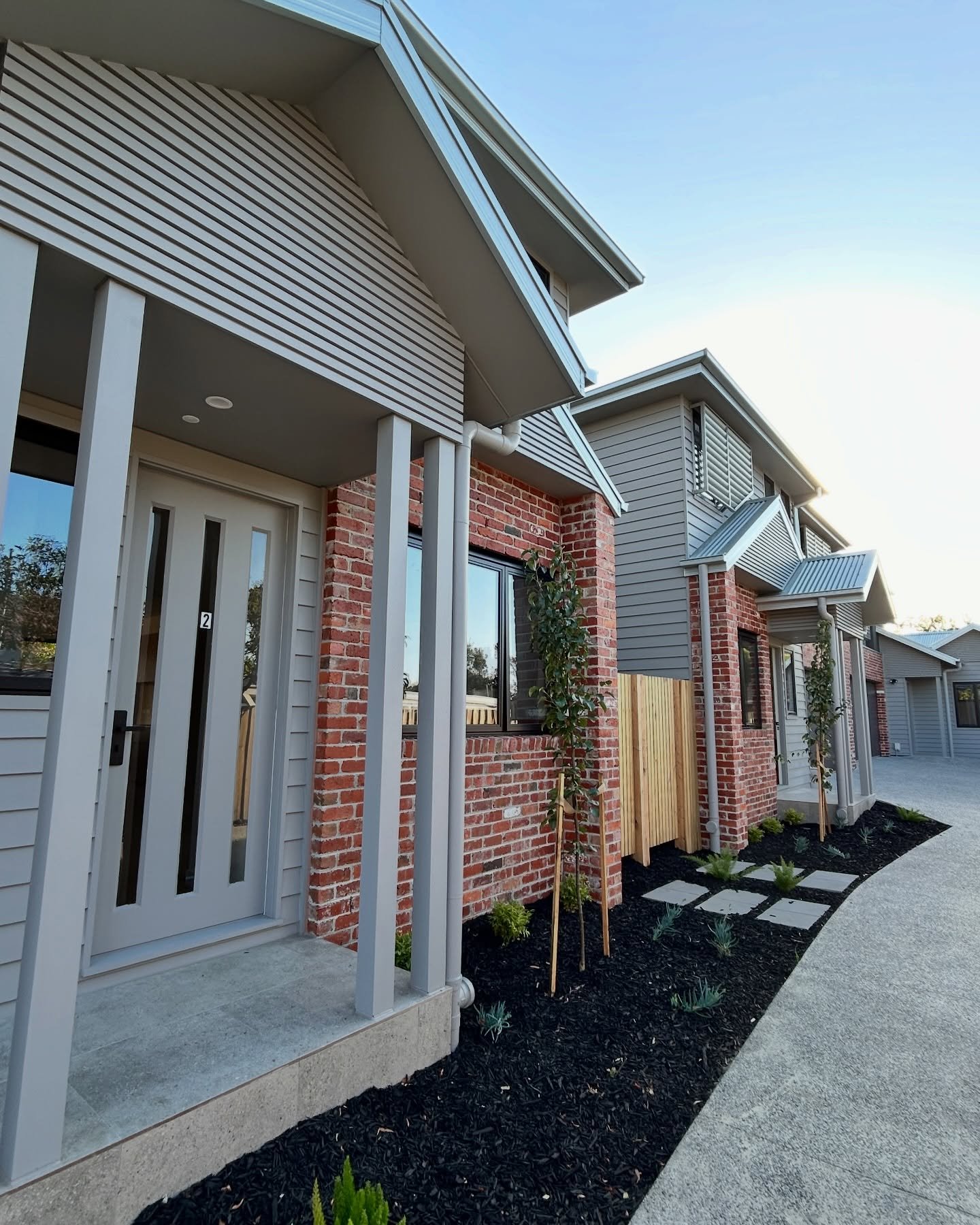 Proudly delivered by our team - 4 stunning townhouses for @jbmgroup, completed with full turnkey electrical solutions. 

From underground and above-ground installations to group meter mains, appliance connections, NBN-ready setups, data/TV points and