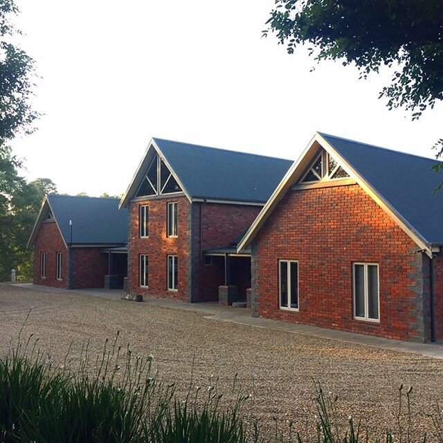 THE HOUSE AT PARADISO KINGLAKE 🧡 #guesthouse #kinglake #yarravalley #familygetaway #twentyacres