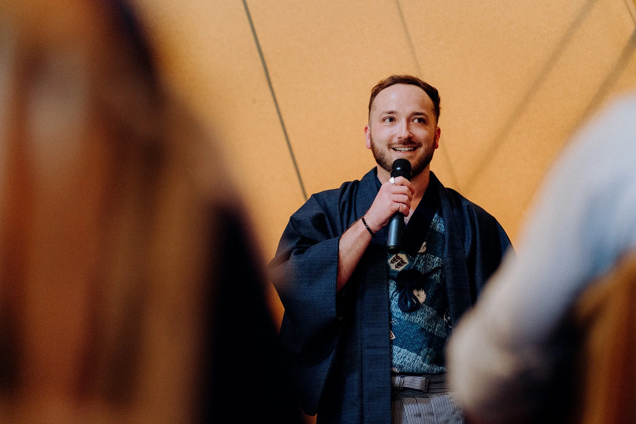 groom giving his speech at tipis at riley green