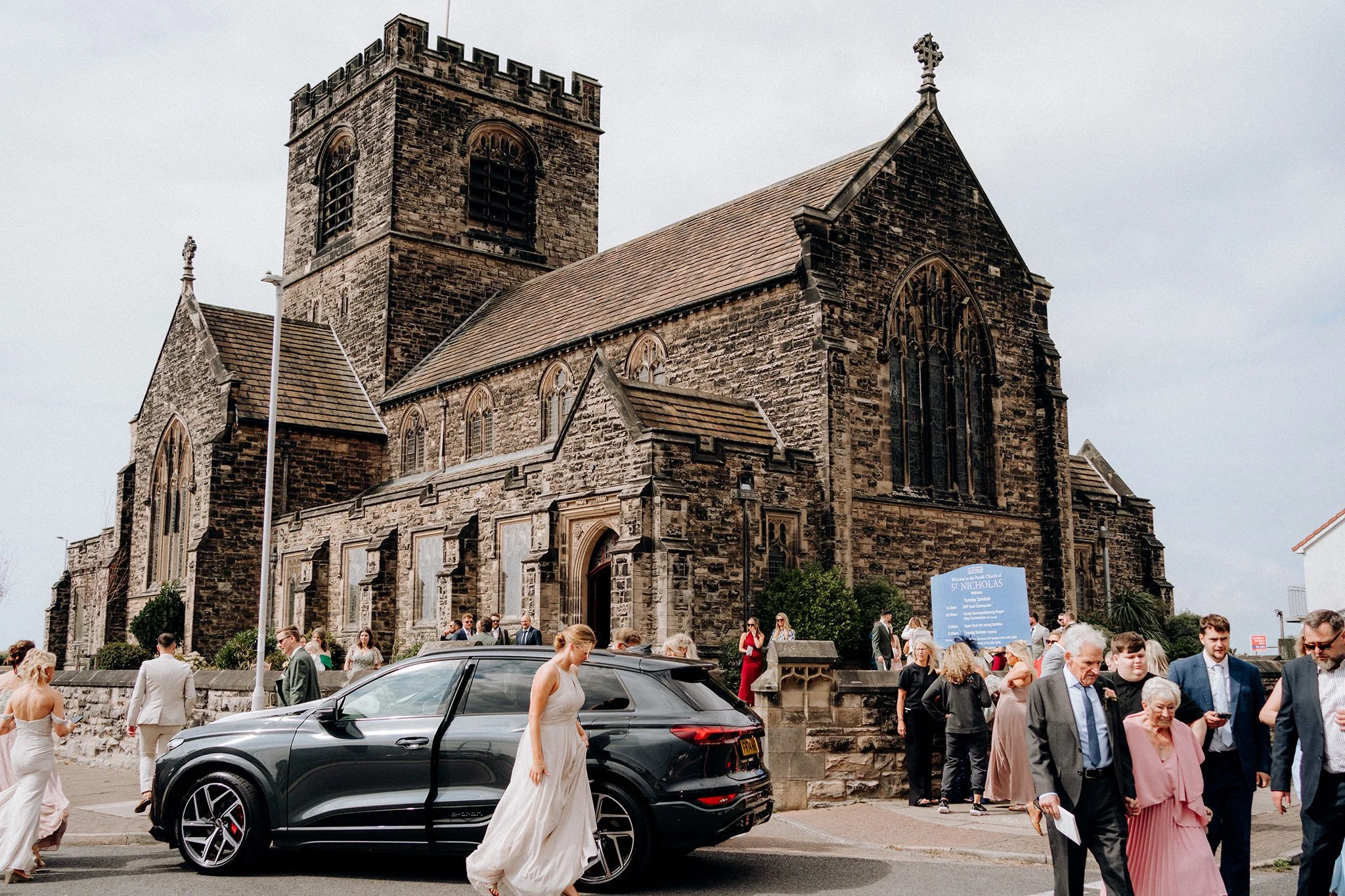 wedding at st nicholas church wallasey