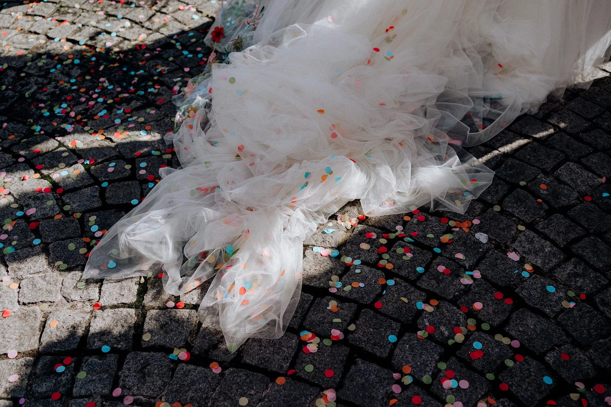 confetti at liverpool town hall