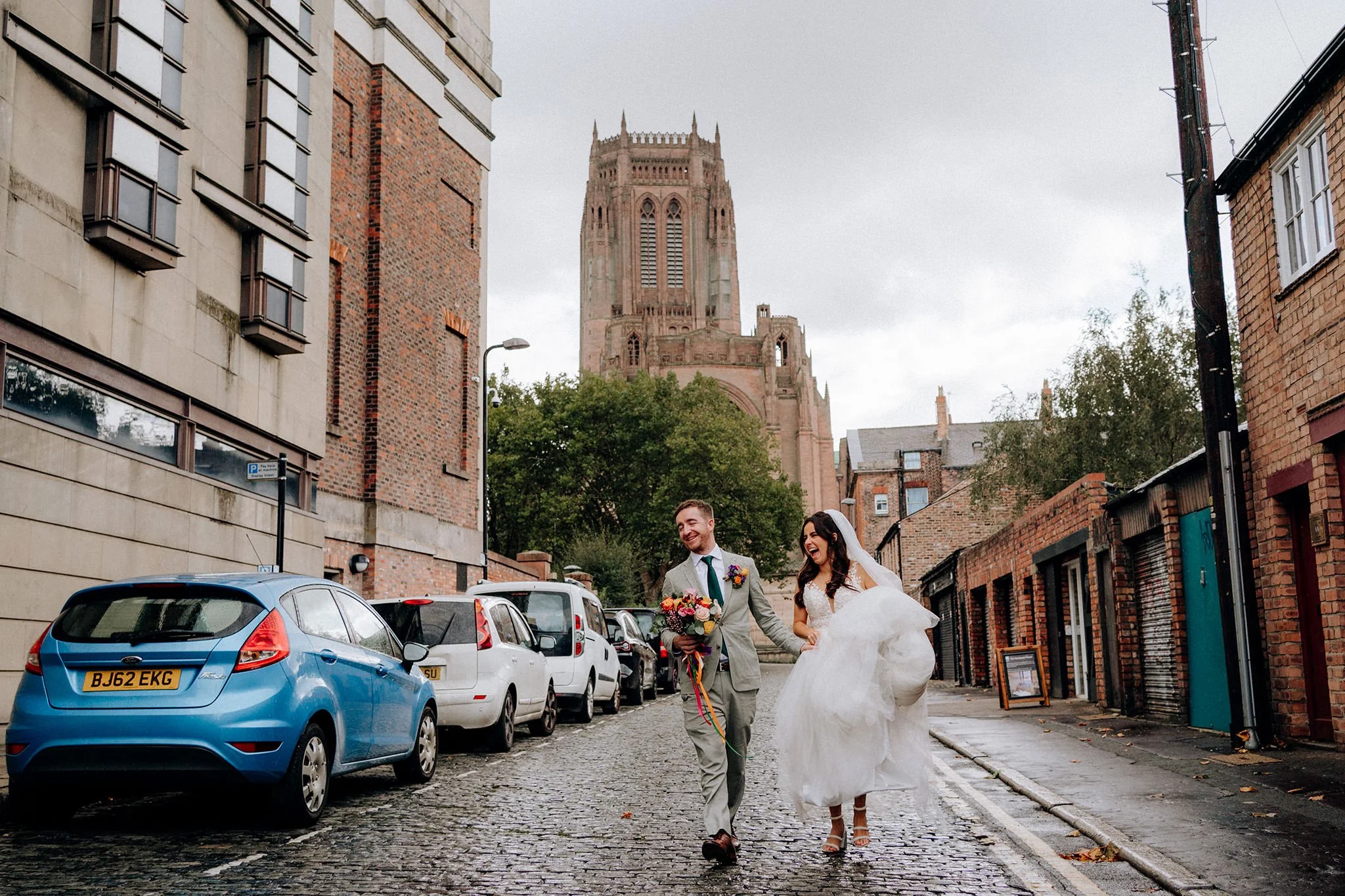 liverpool wedding bride and groom