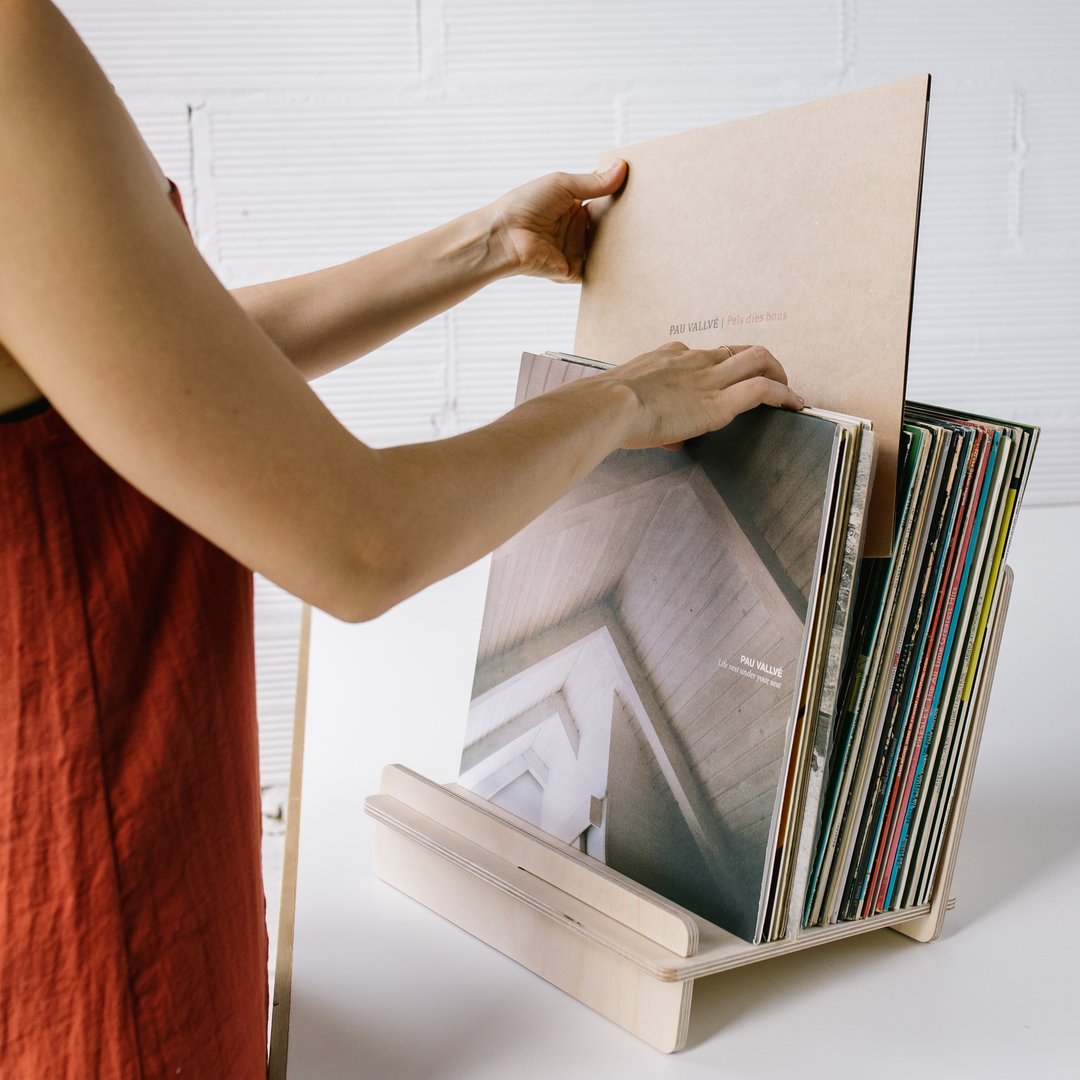 La Gatzara: Soporte desmontable para vinilos y libros, práctico almacenamiento.