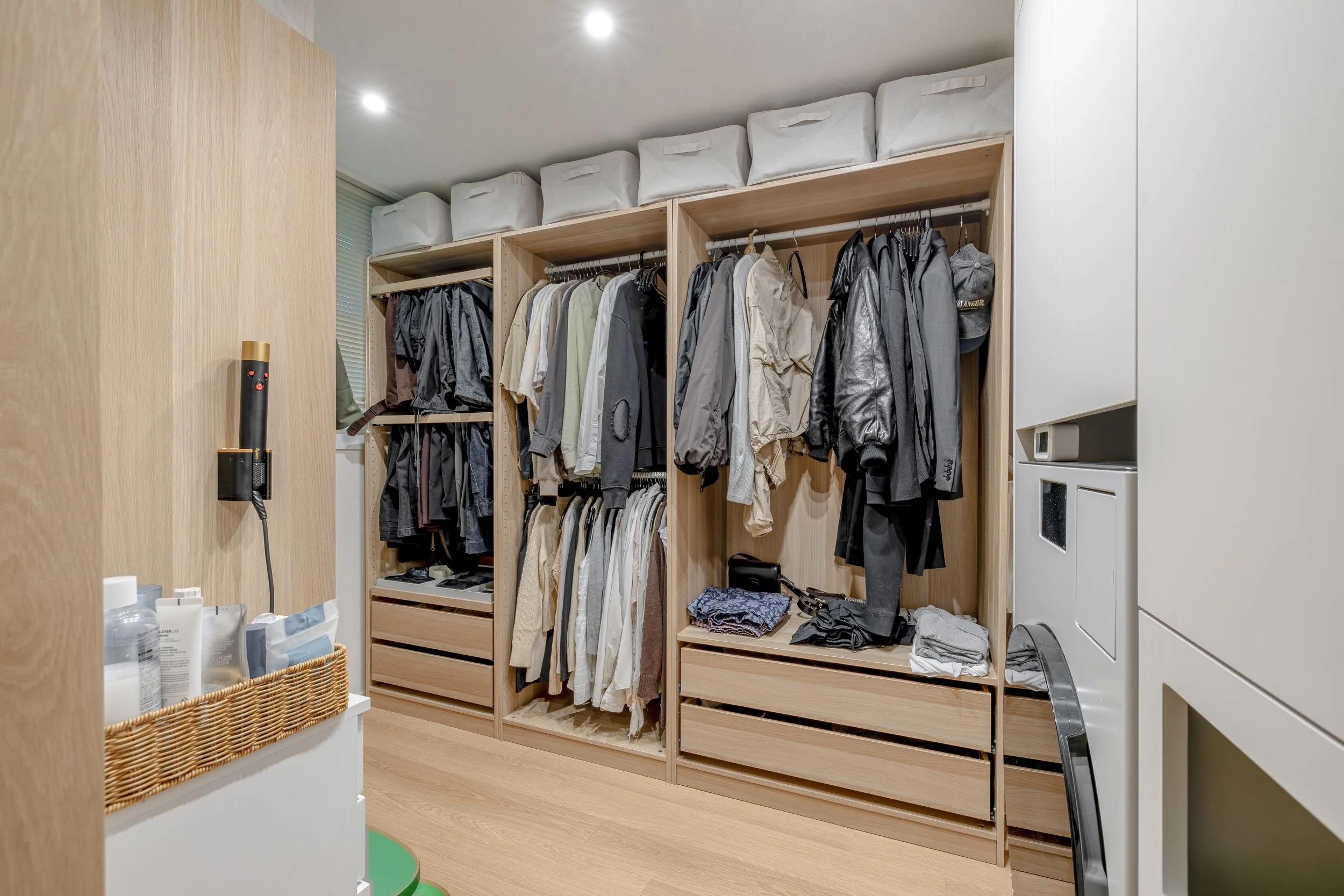 드레스룸 내부1.jpg