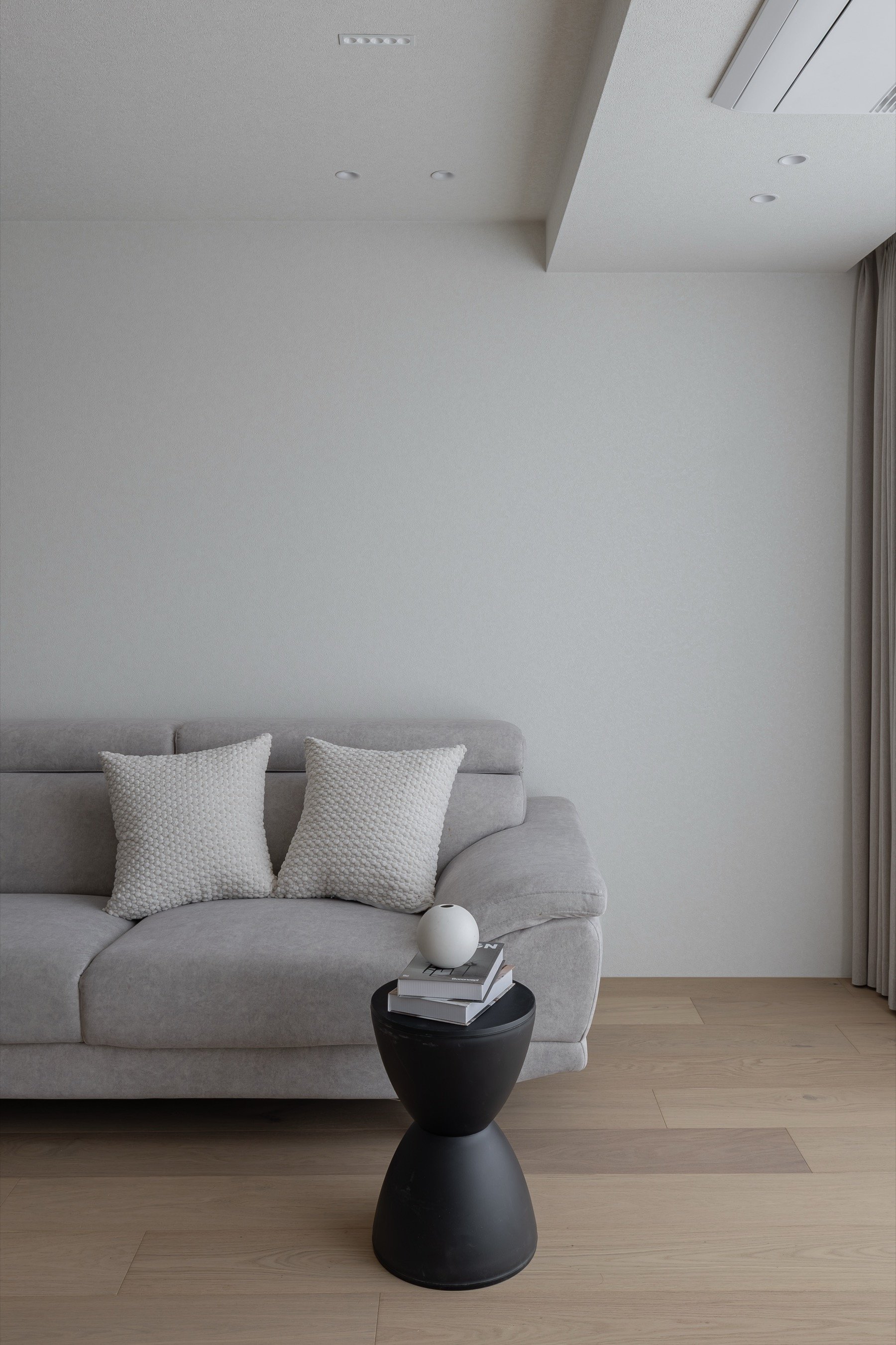 SL0605_33.jpg