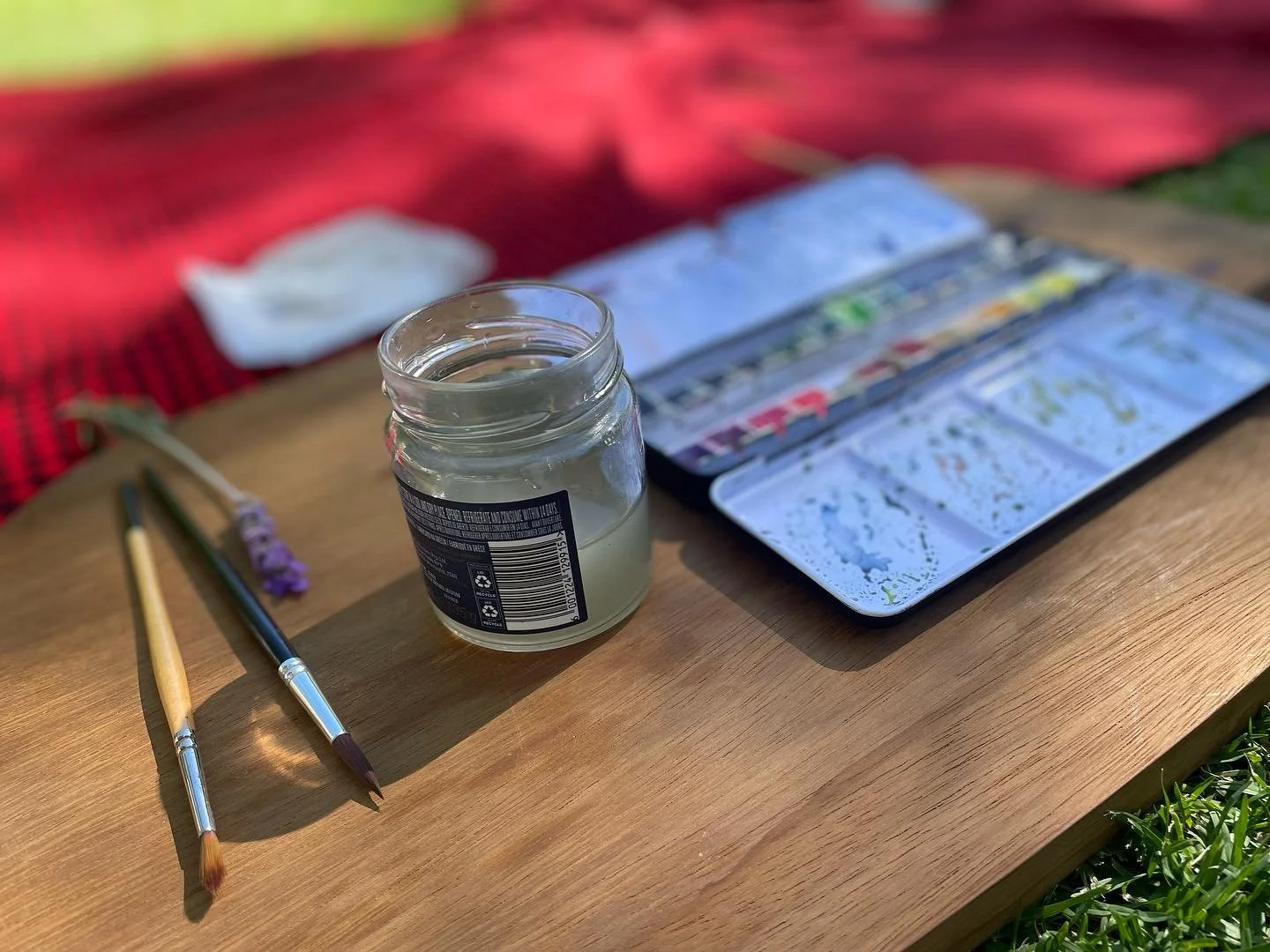 Getting ready for our @art_of_africa workshop next week. I can&rsquo;t wait to explore the beauty of gardens through watercolour with our guests!

#artofafrica #gardenpainting #fromlife #watercolourpaintings #capetownliving