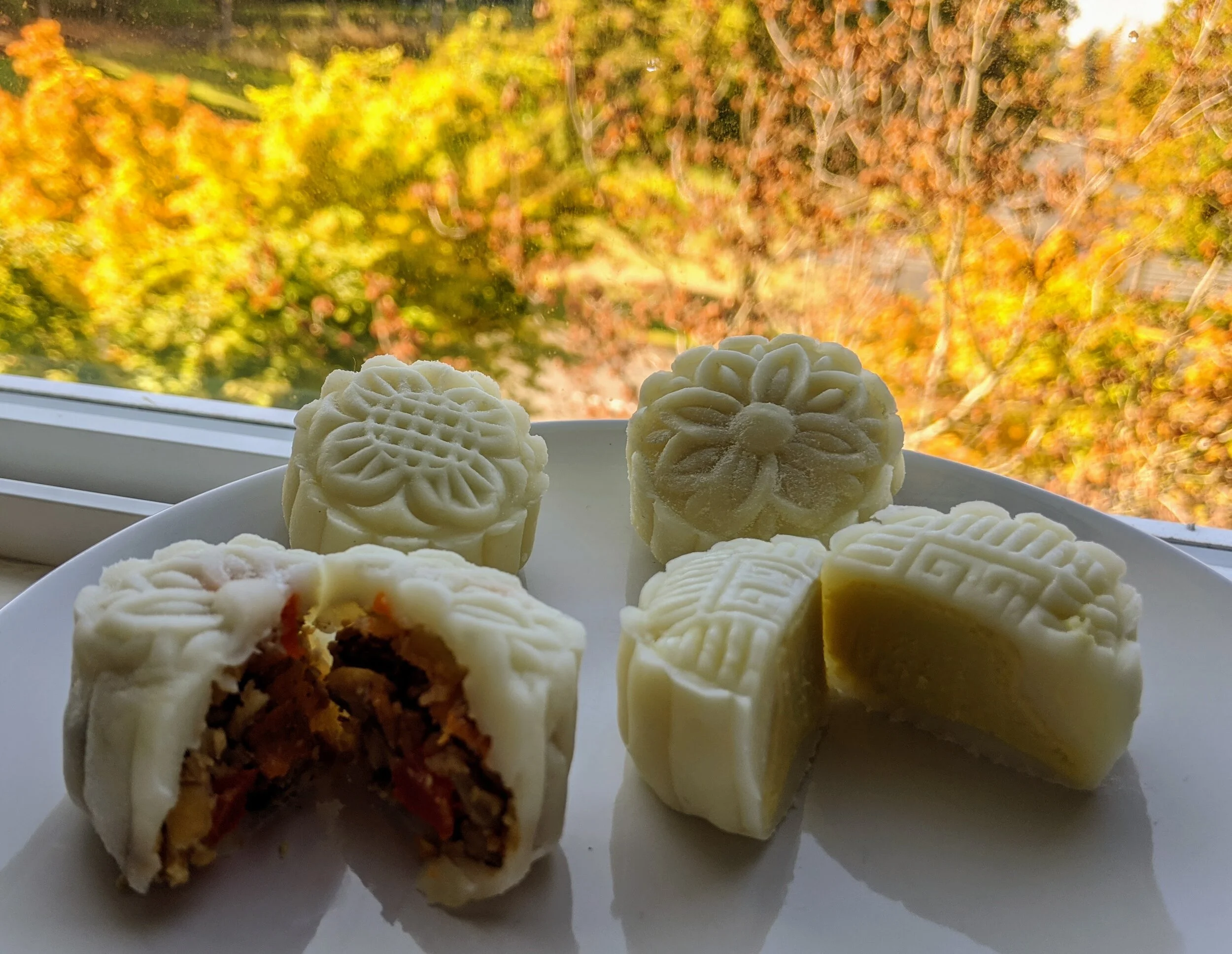 Snowskin Mooncakes Durian Mung Bean fillings