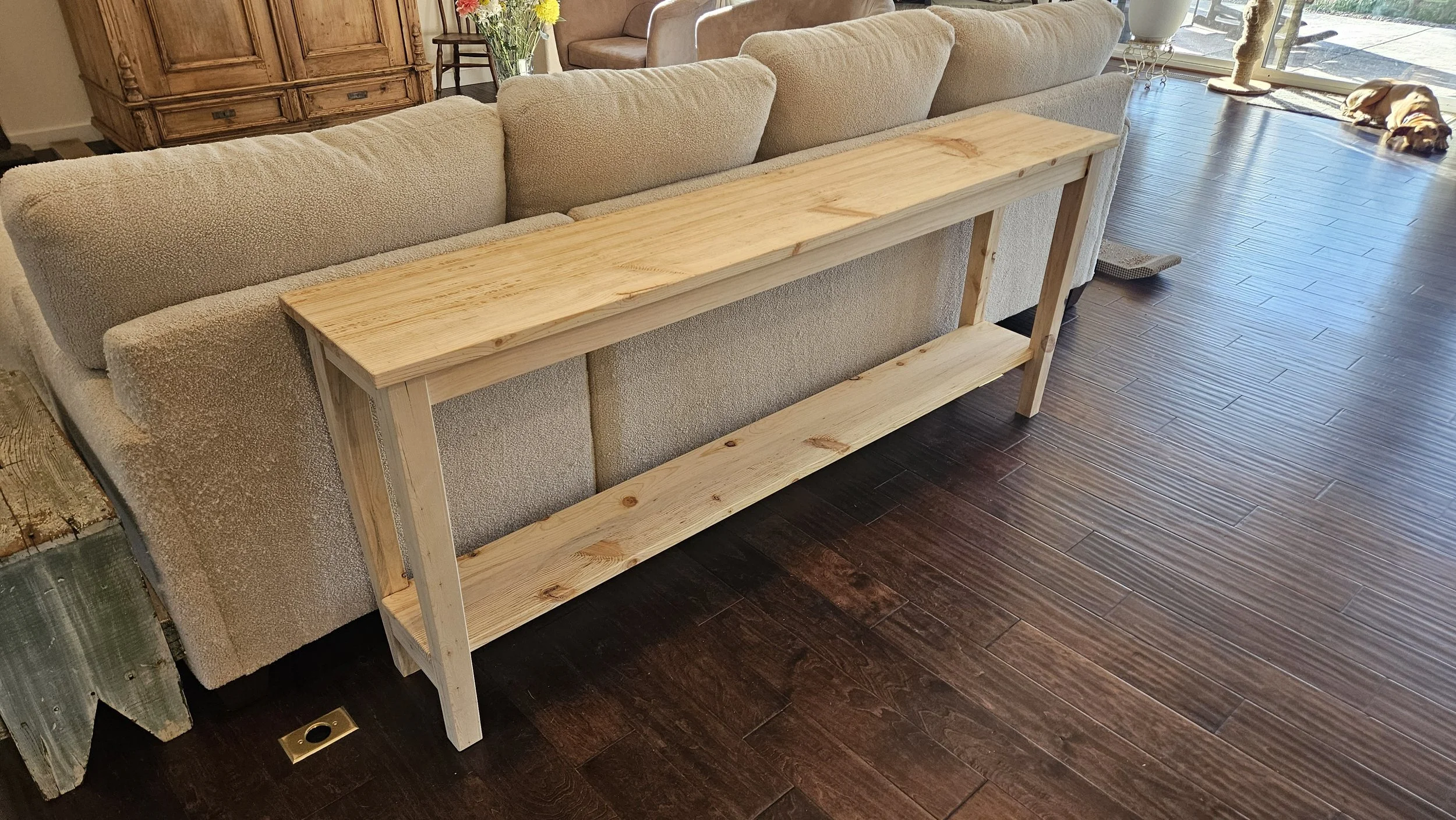 Lynn Console Table