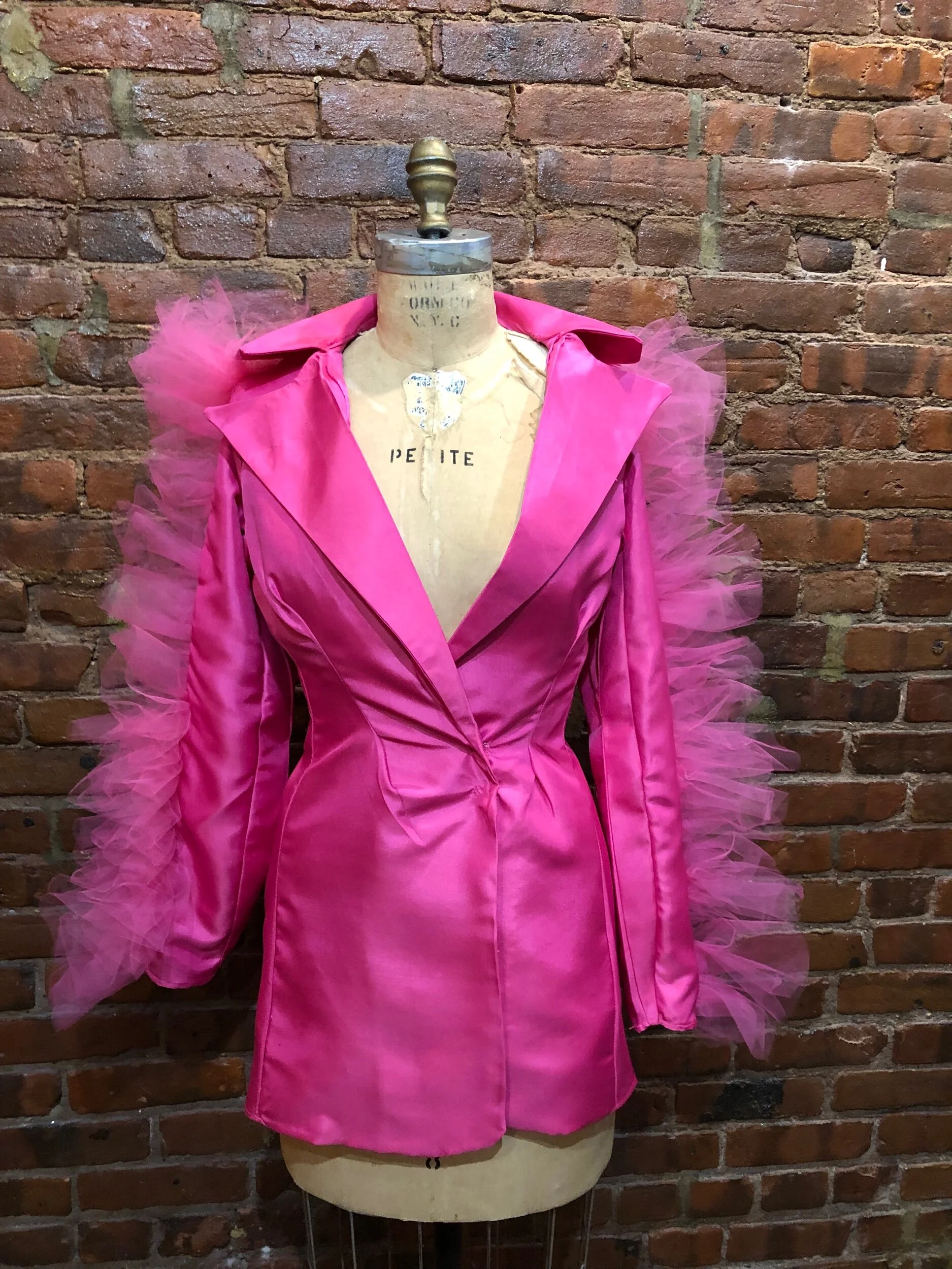 2D9A36EC-8A6E-4165-A95B-CBF93EFC0D18