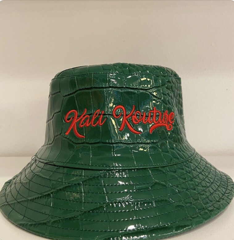 6077D73E-1A6E-402F-8318-38672009482A