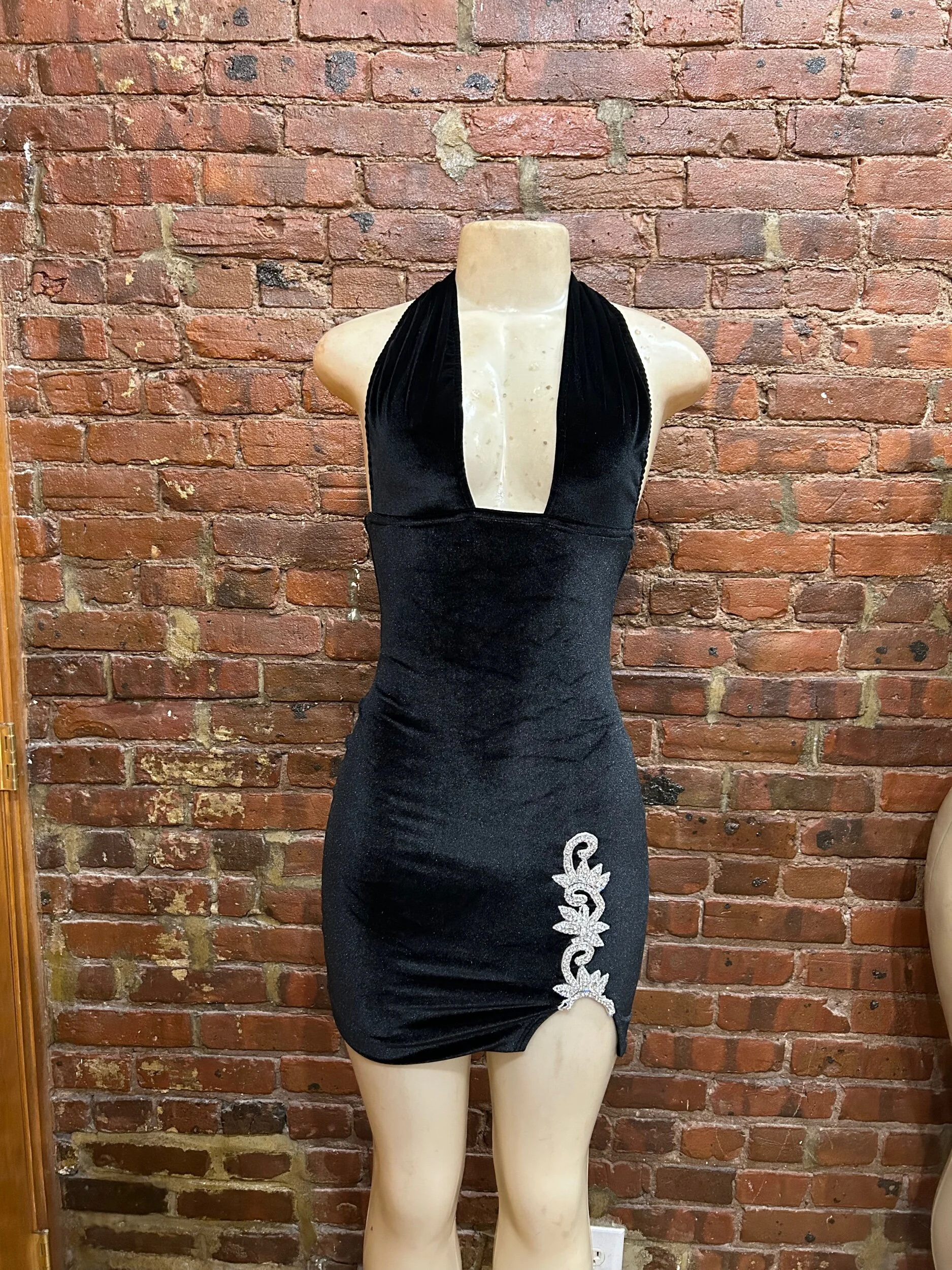 B49D15A8-6520-448C-8703-BCF227E63075