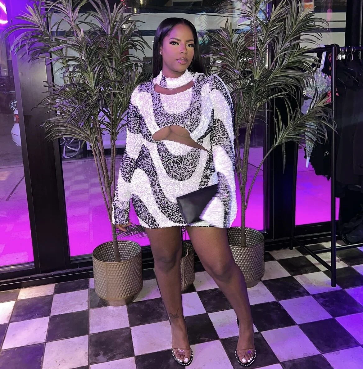 B4D4BD00-CF84-4C8A-8F3E-FD21F8E01BFA