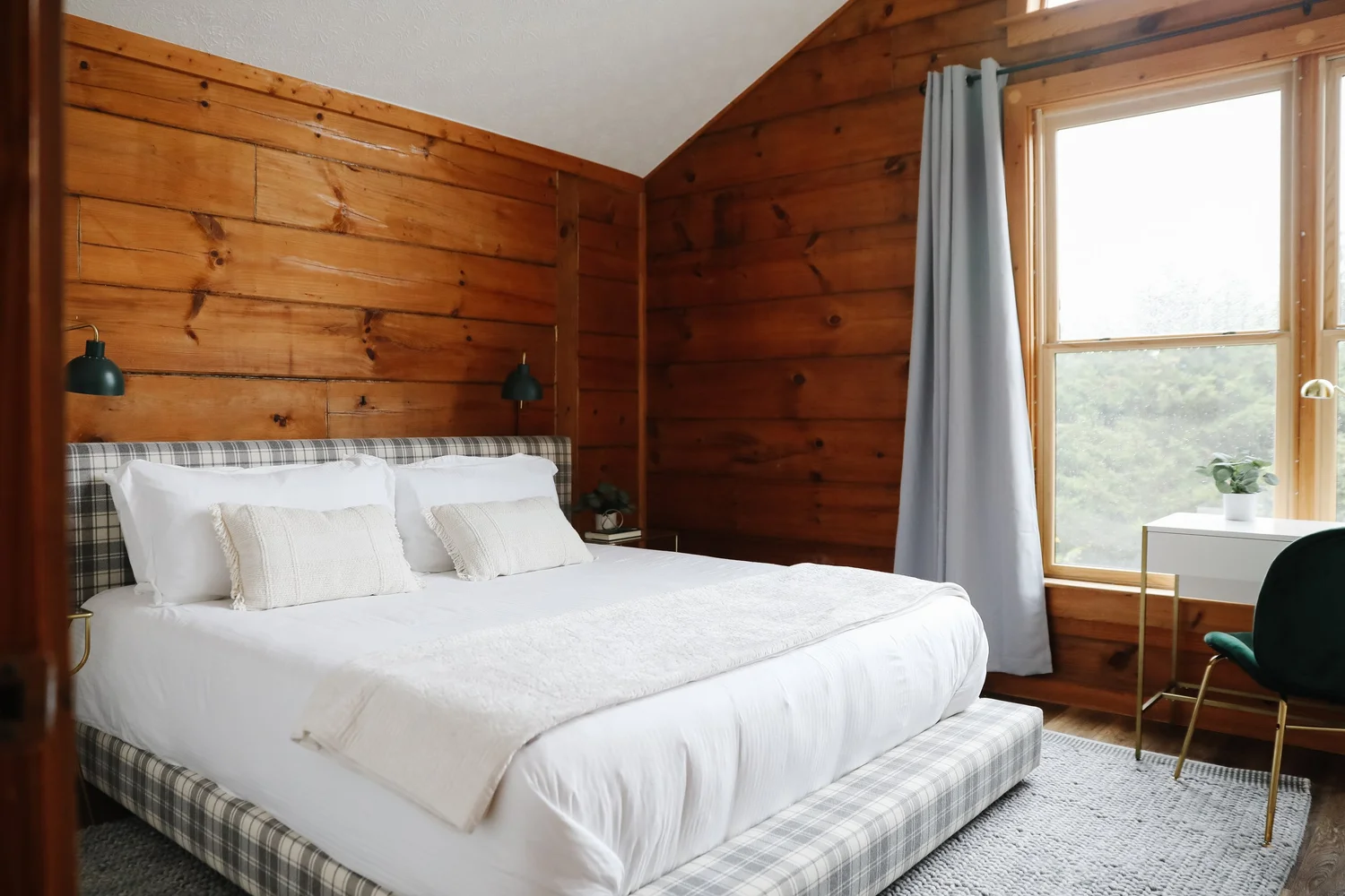 Top-floor, mountain view condo with fireplace, pool & hot tub - steps ...