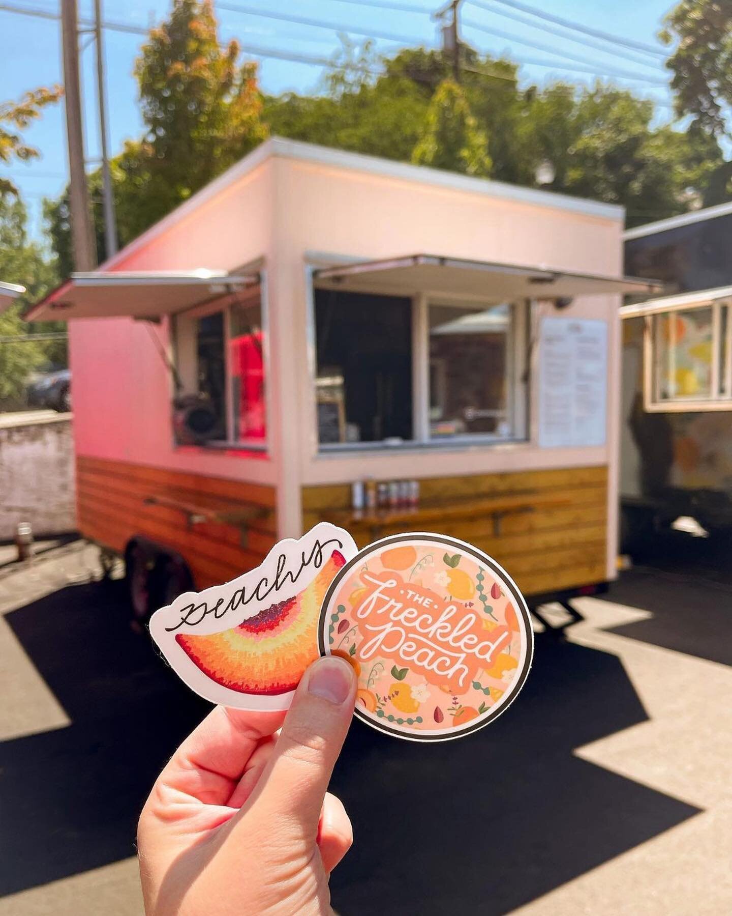 Sweet or savory? Whichever way you lean, it&rsquo;s going to be a good day @_thefreckledpeach 🍑🧇 #Corner14

If you are planning on joining @paddleboardoregon on the Willamette river this evening for &ldquo;Paddle + Pint&rdquo; make sure you visit t