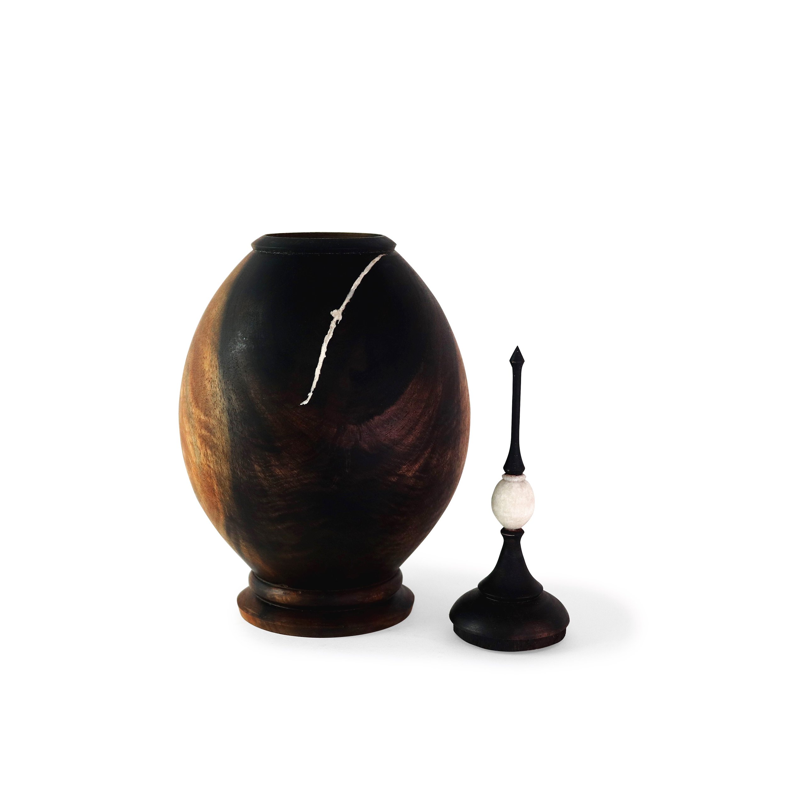 walnut urn lid off.jpeg