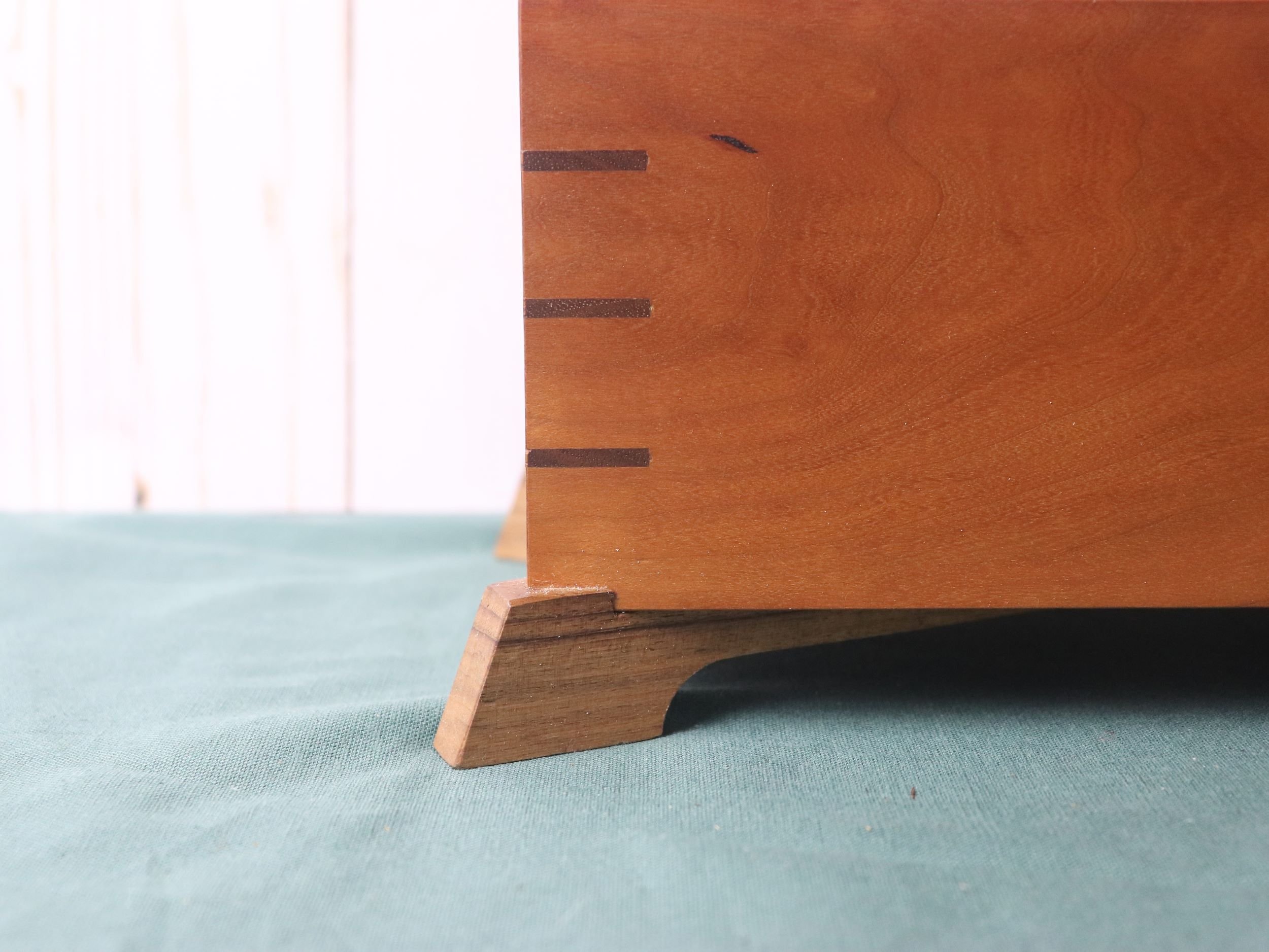 slide top vox v8.JPG