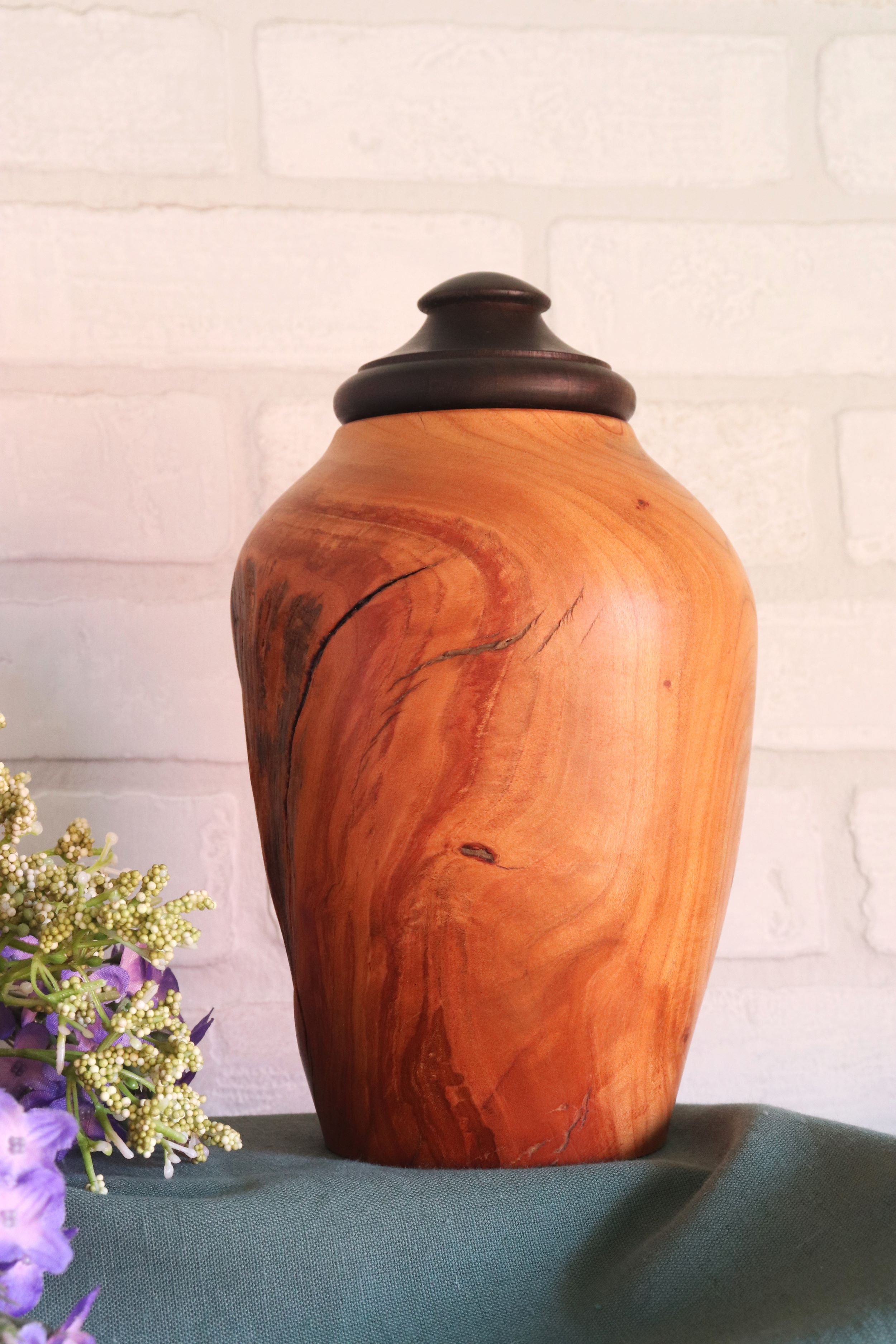 Cherry urn v4.JPG