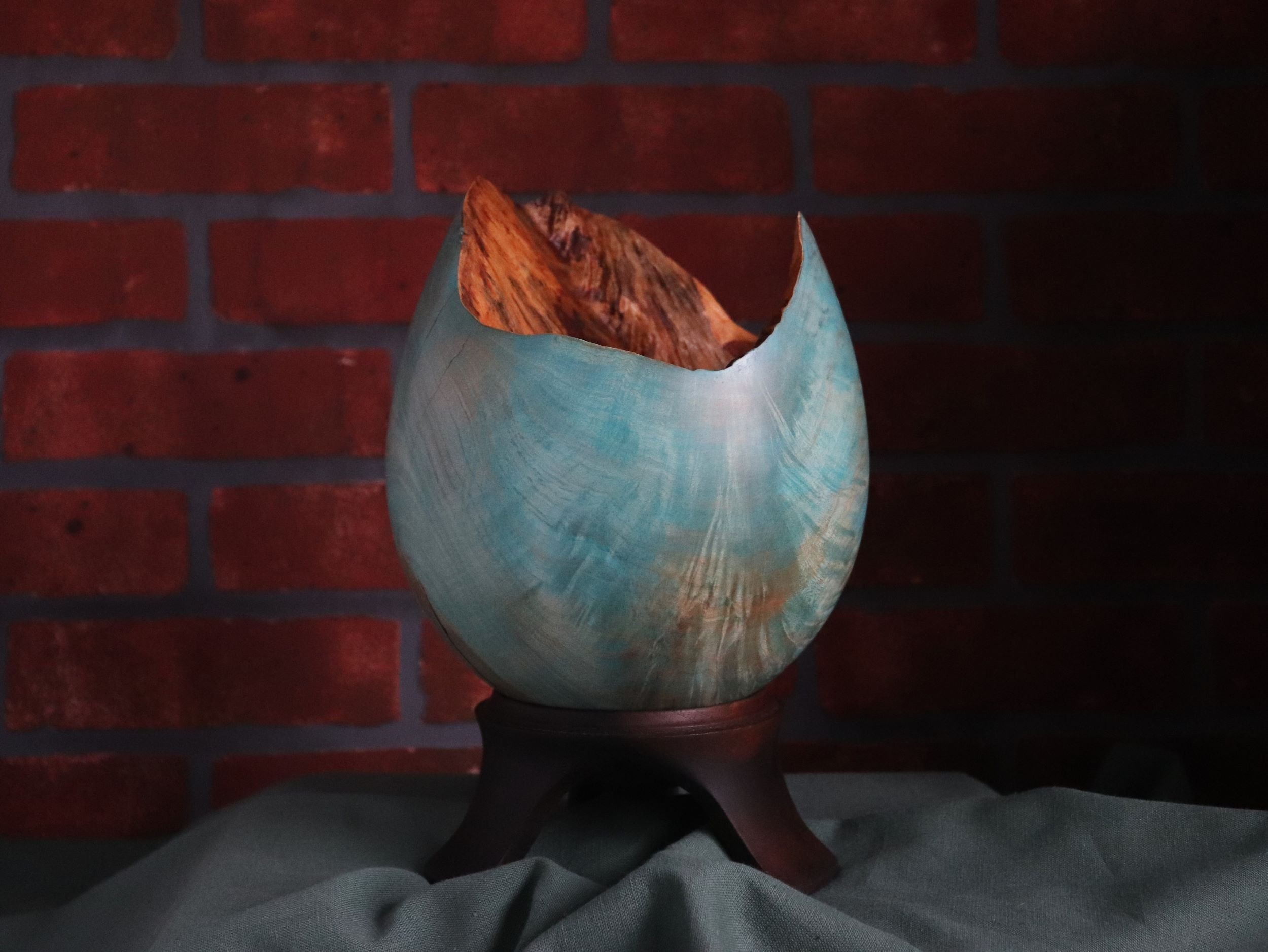 The Egg V4.JPG