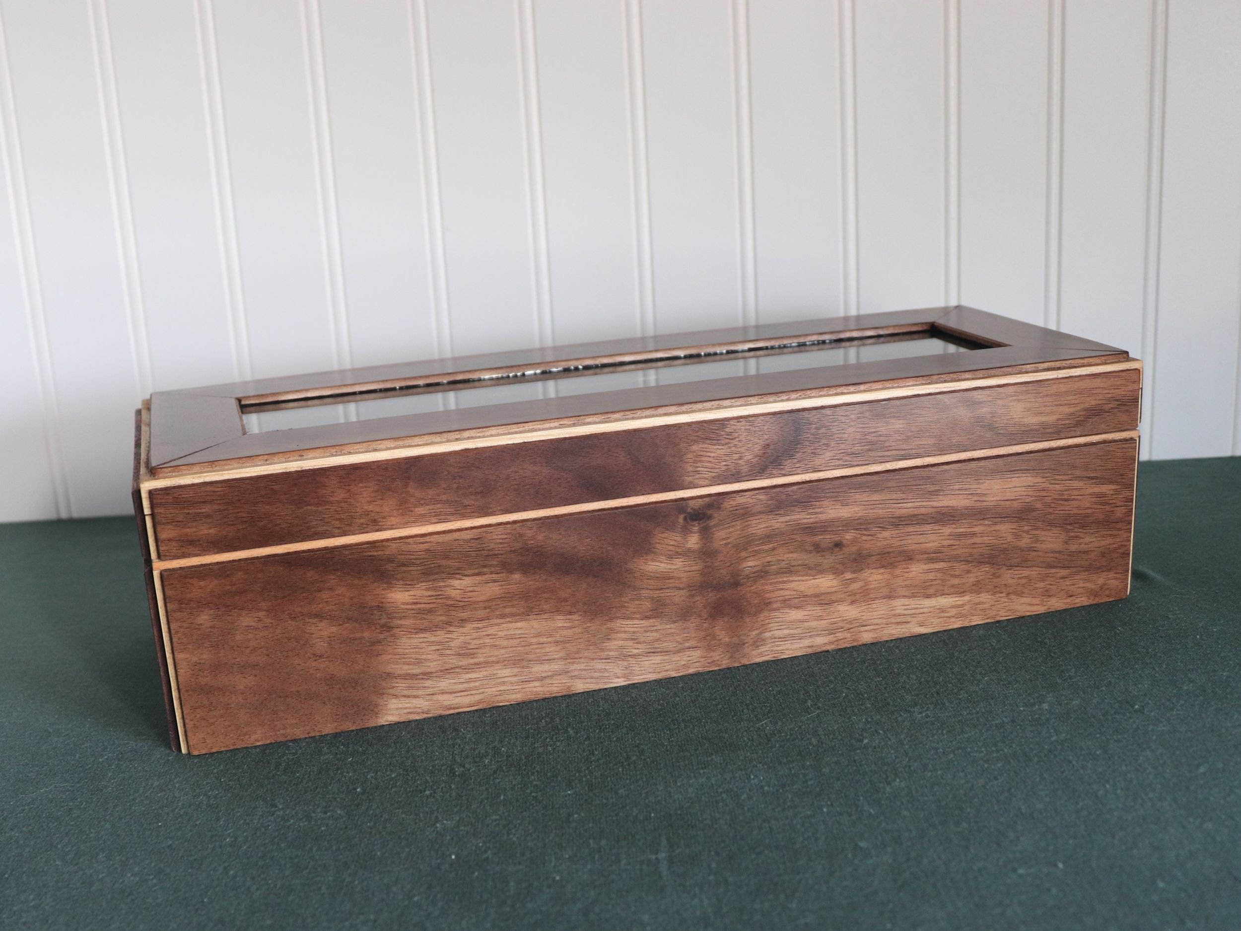 6 watch box v1.JPG