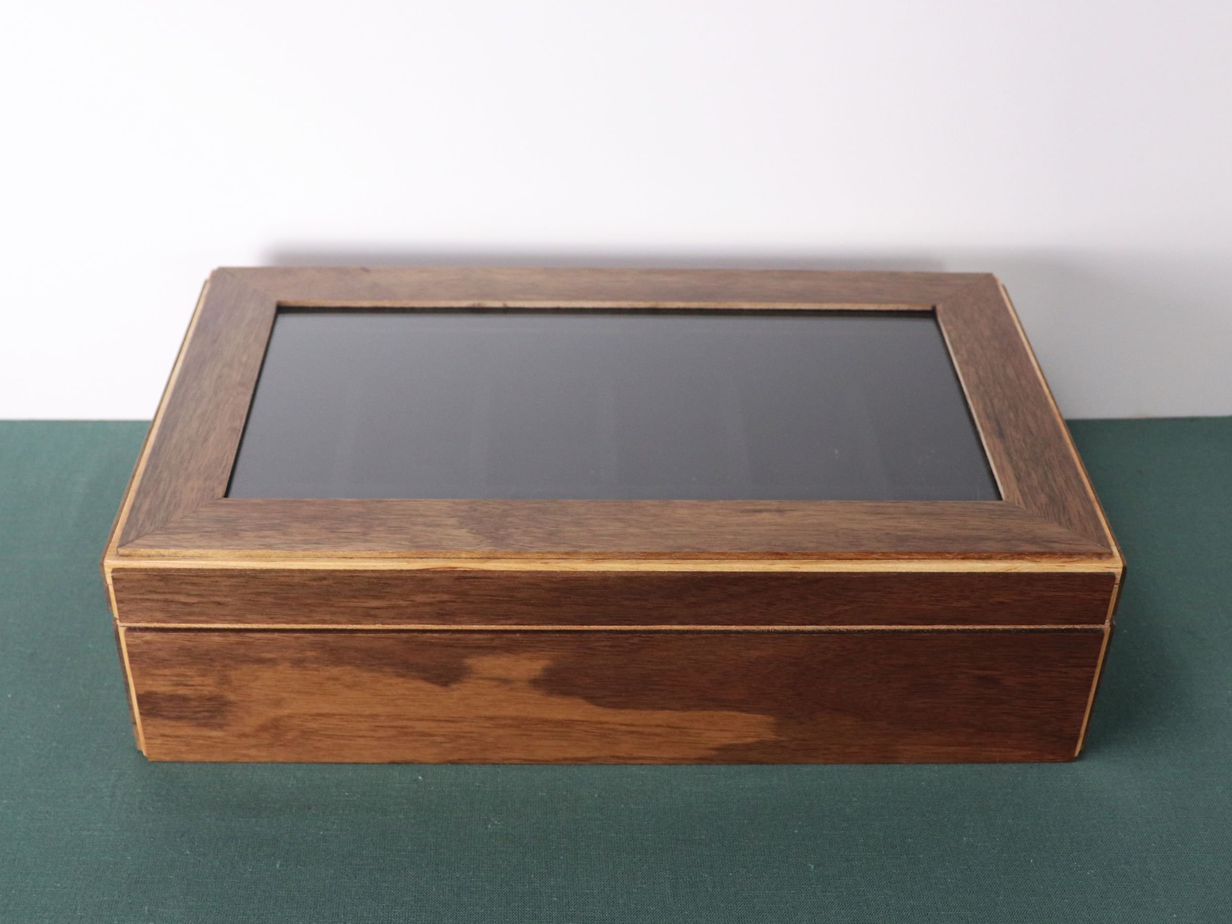 XL Watch Box v1.JPG