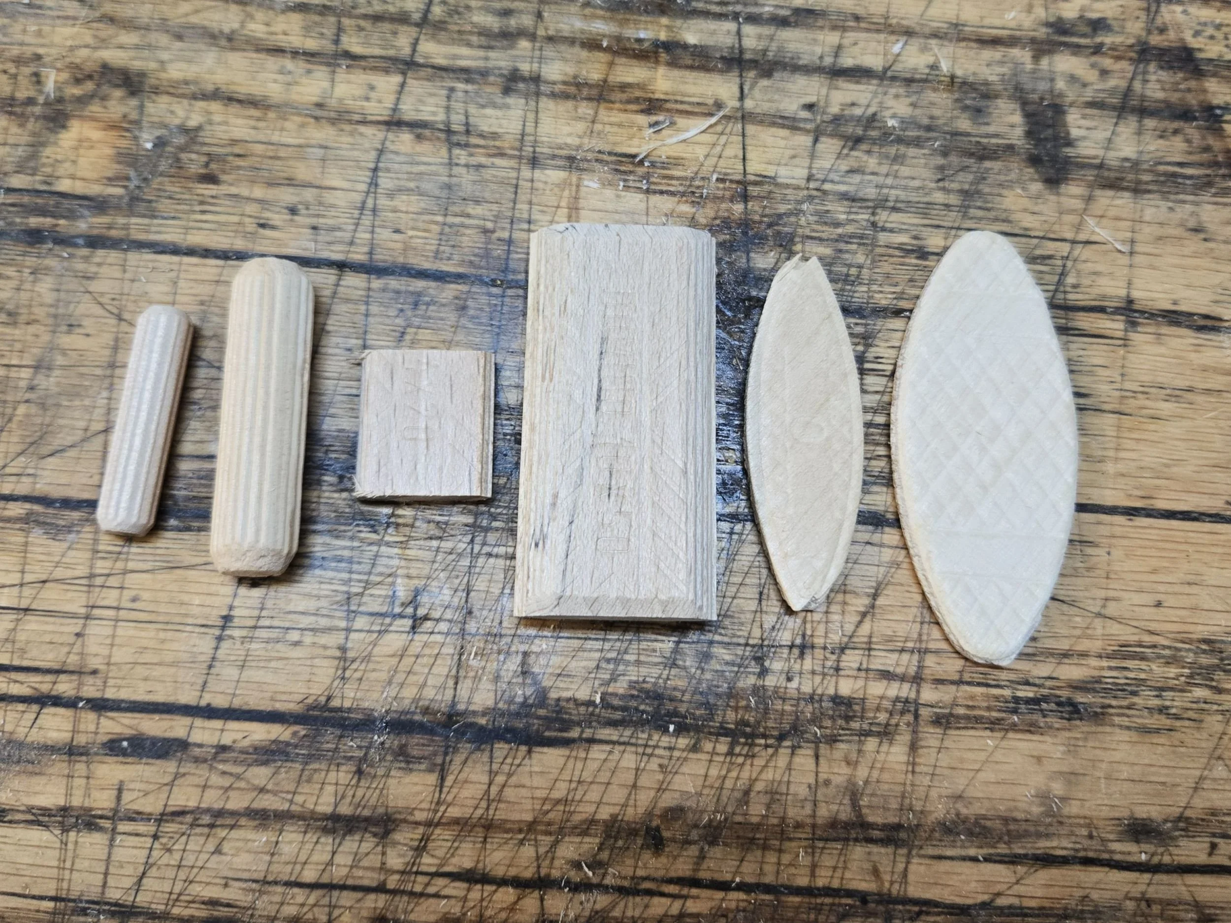 Joint materials used in woodworking:  dowl, domino and biscuit