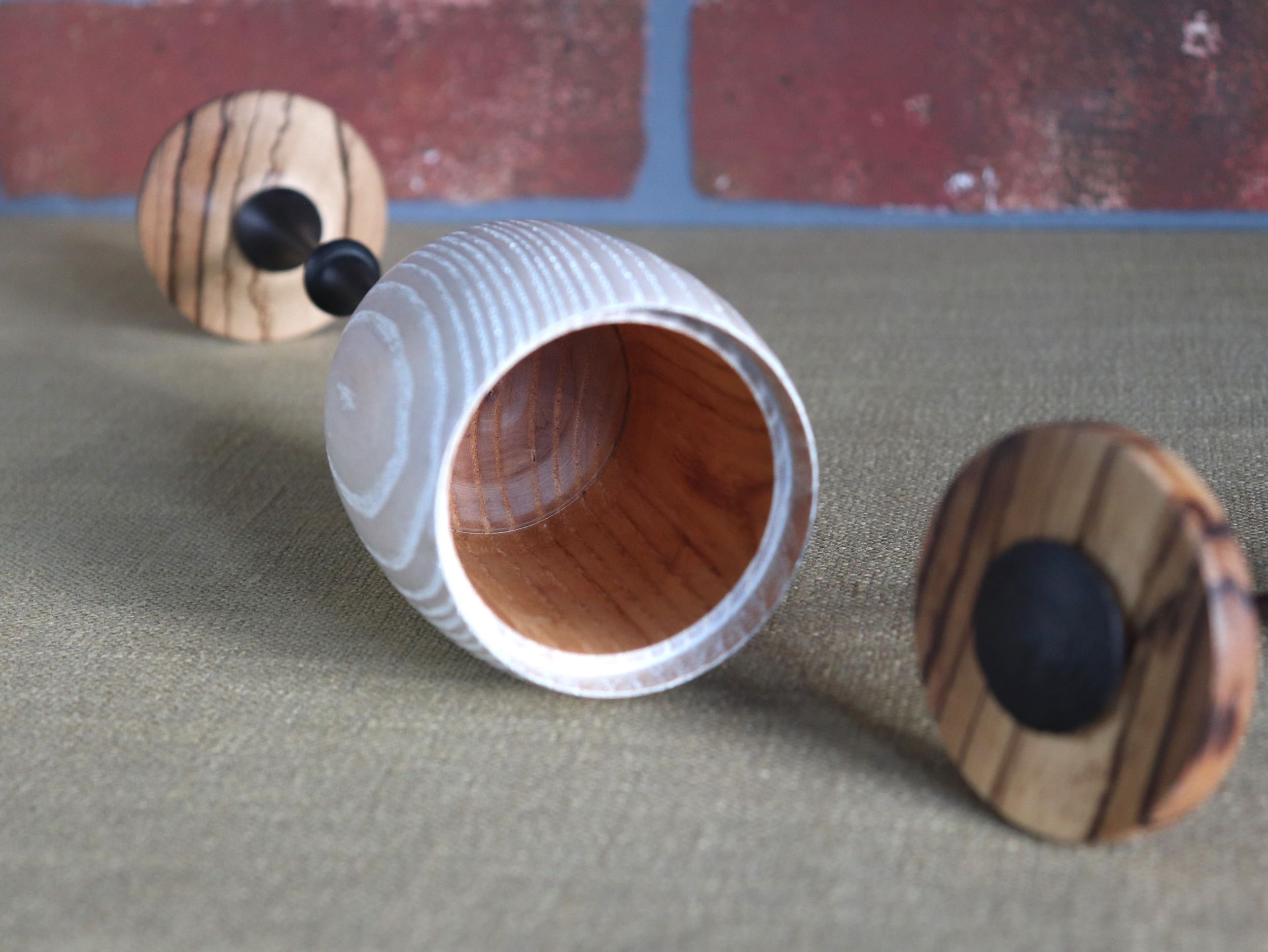 Ash Pedestal Box - Round