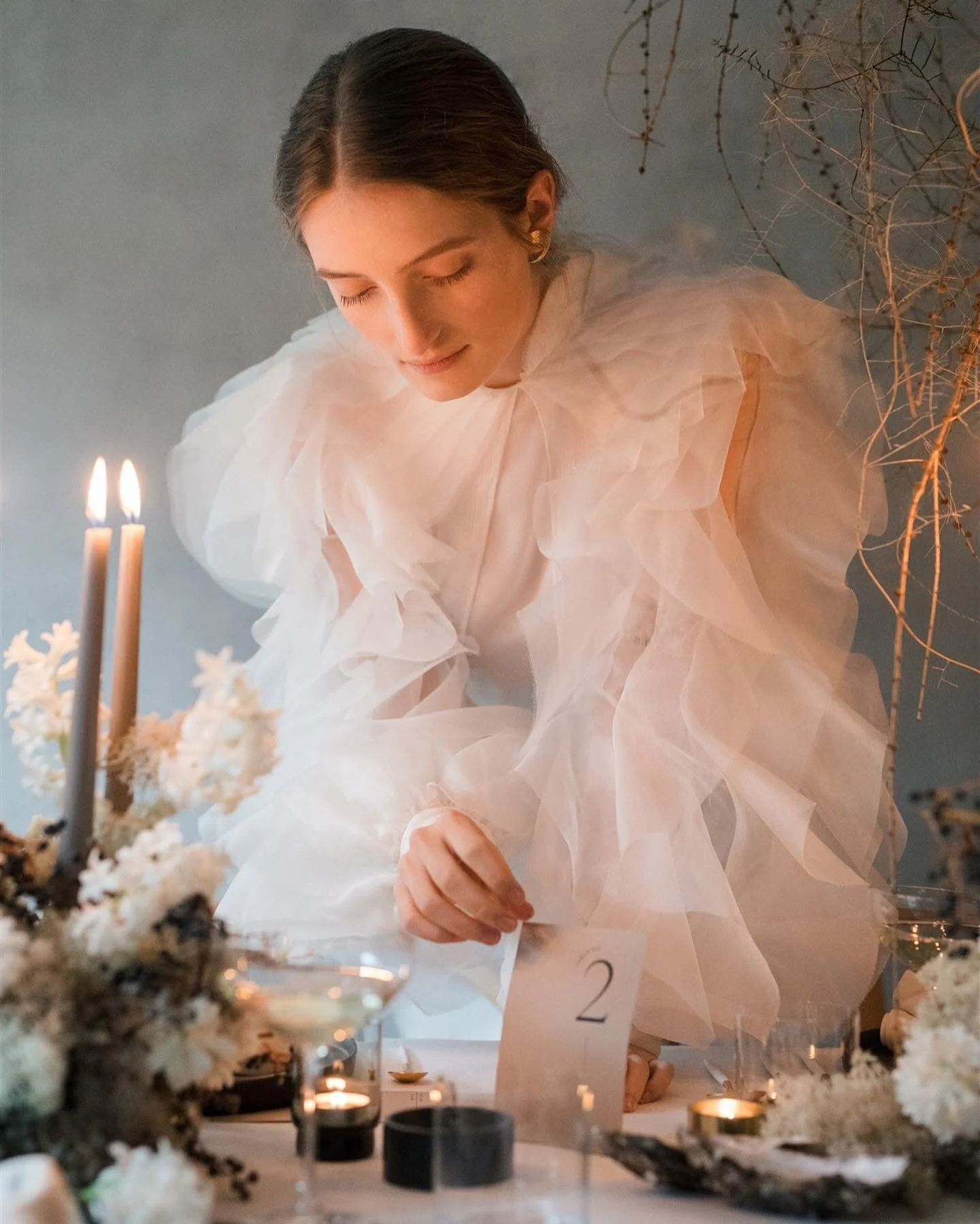 I don&rsquo;t know who needs to hear this, but it&rsquo;s Friday and it&rsquo;s going to be alright ✨ 

Beautiful collaboration with the talented bunch that is the ladies who braved pre-Christmas chaos to put something so special together!

Photograp